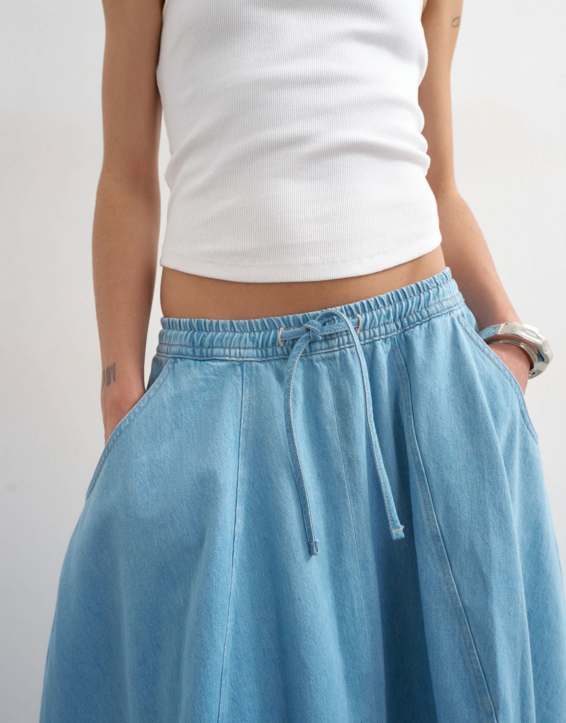 Topshop denim pull on barrel maxi skirt in bleach