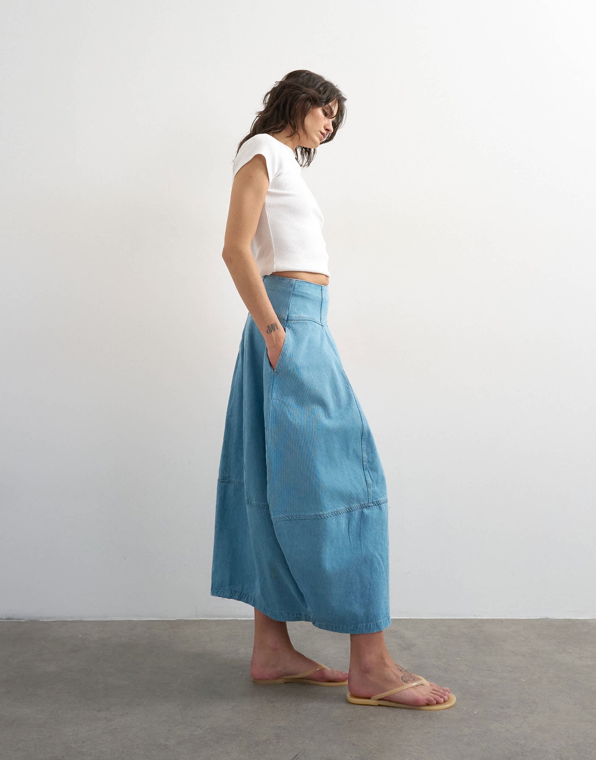 Topshop denim barrel seamed maxi skirt in bleach