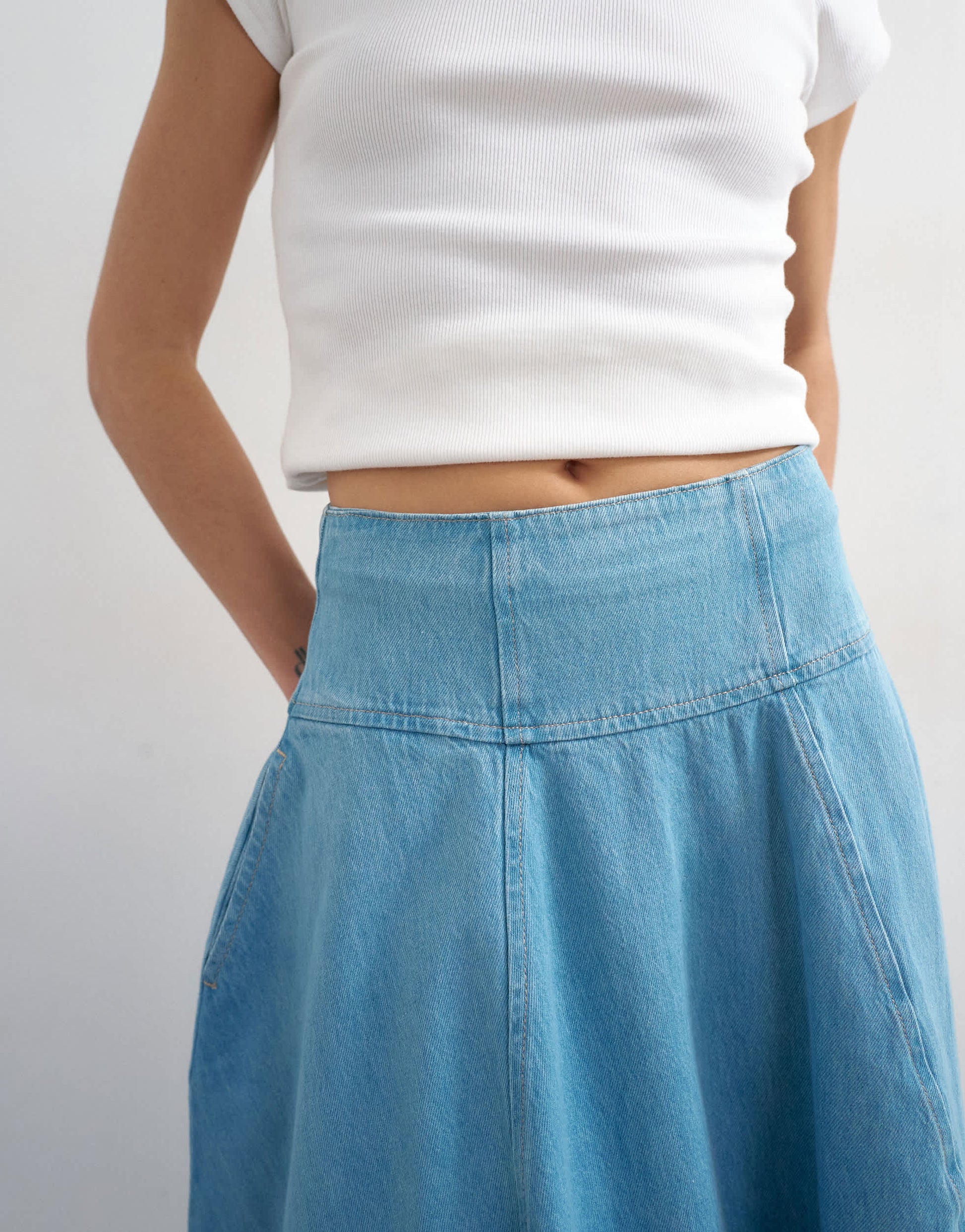 Topshop denim barrel seamed maxi skirt in bleach