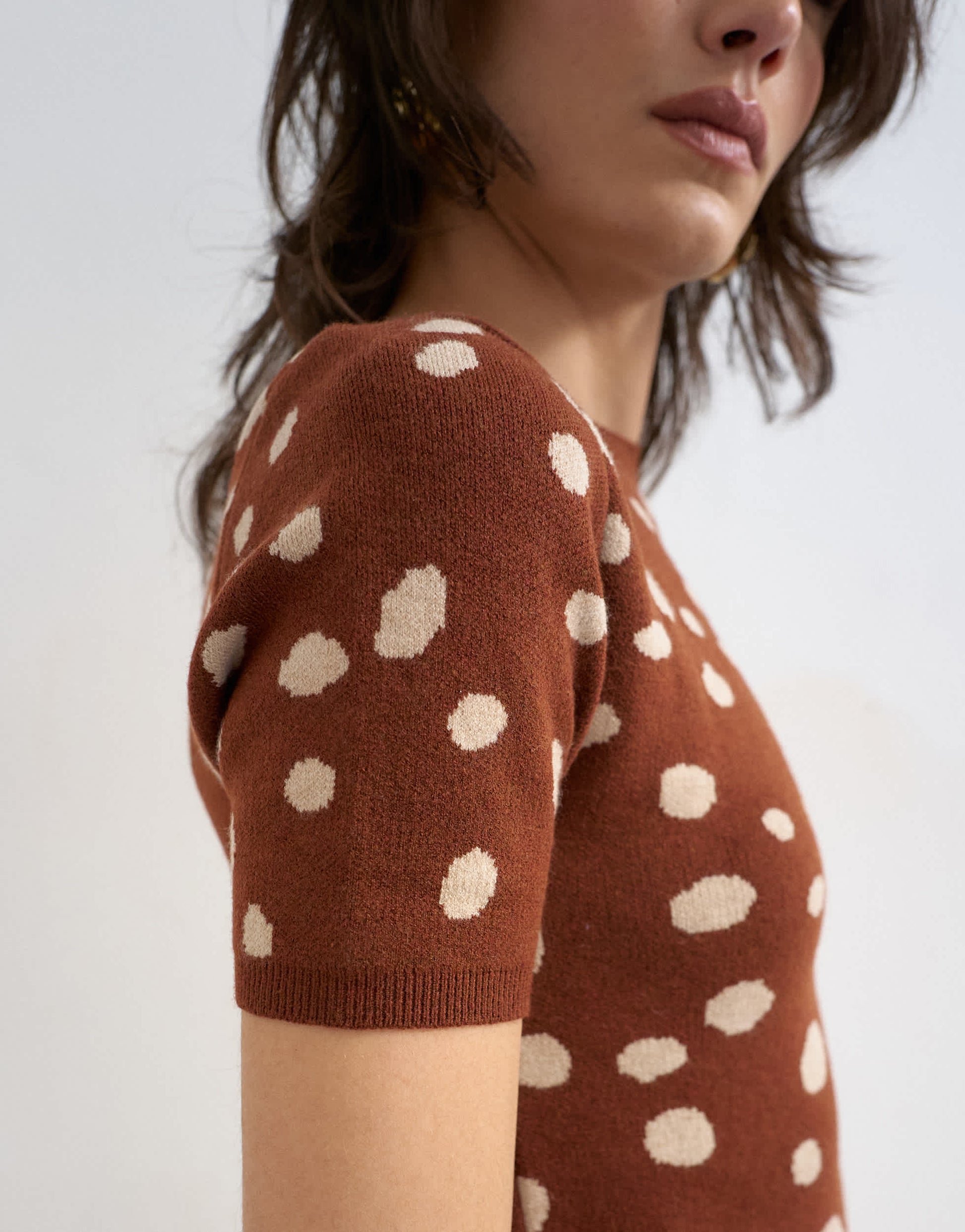 Topshop knitted deer print fitted short sleeve t-shirt in brown