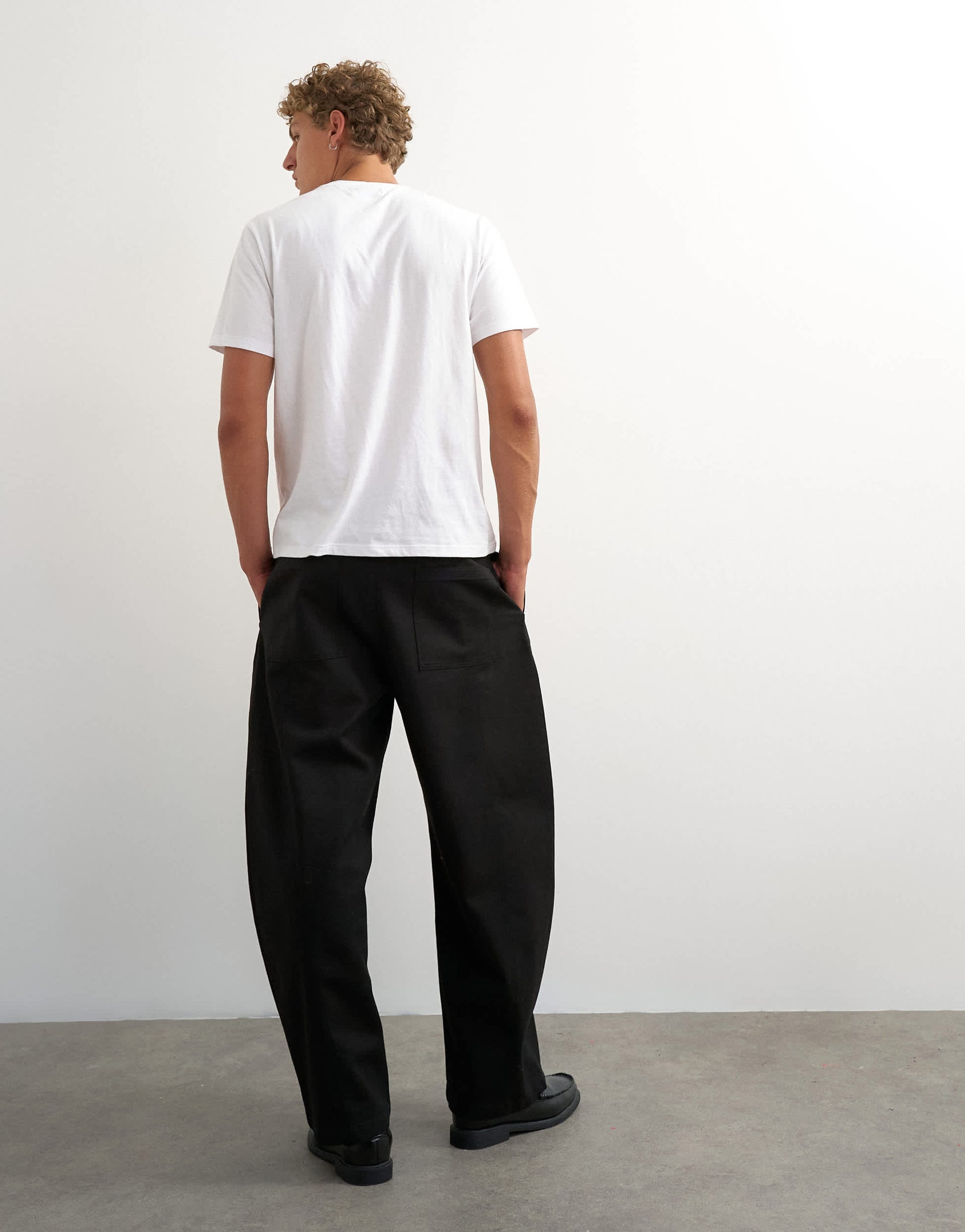 Topman barrel fit trouser in black
