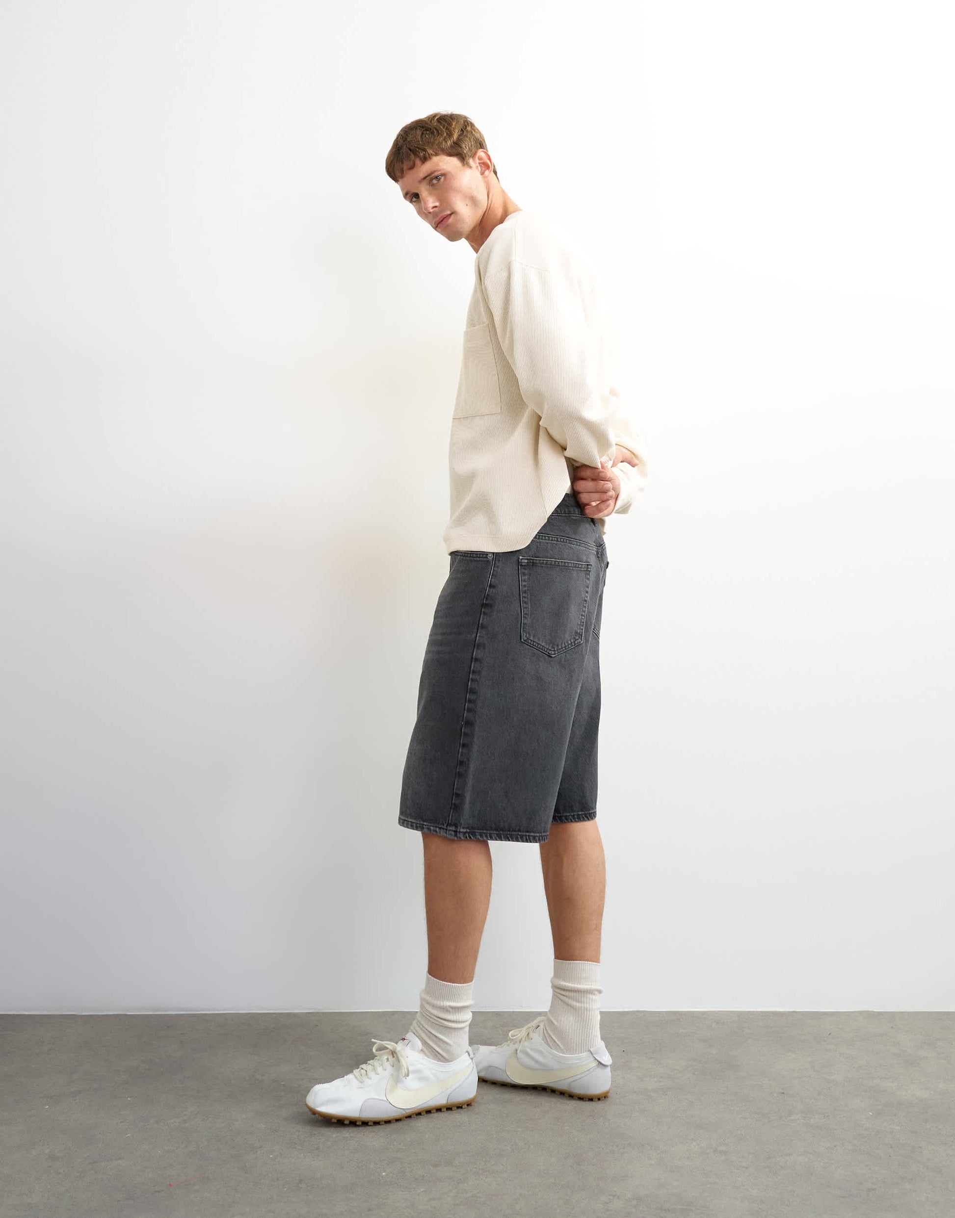 Topman rigid baggy denim short in washed black