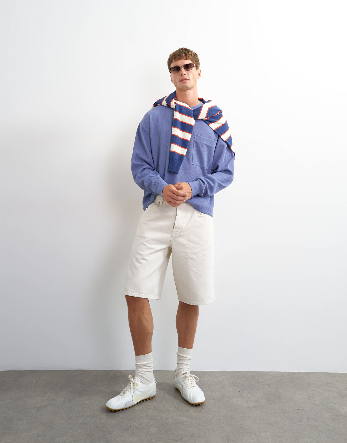 Topman rigid baggy denim short in bone