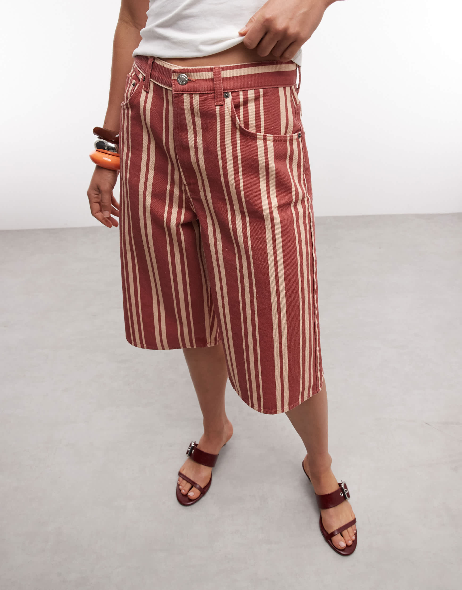 Short bermuda en jean Topshop à rayures rouges