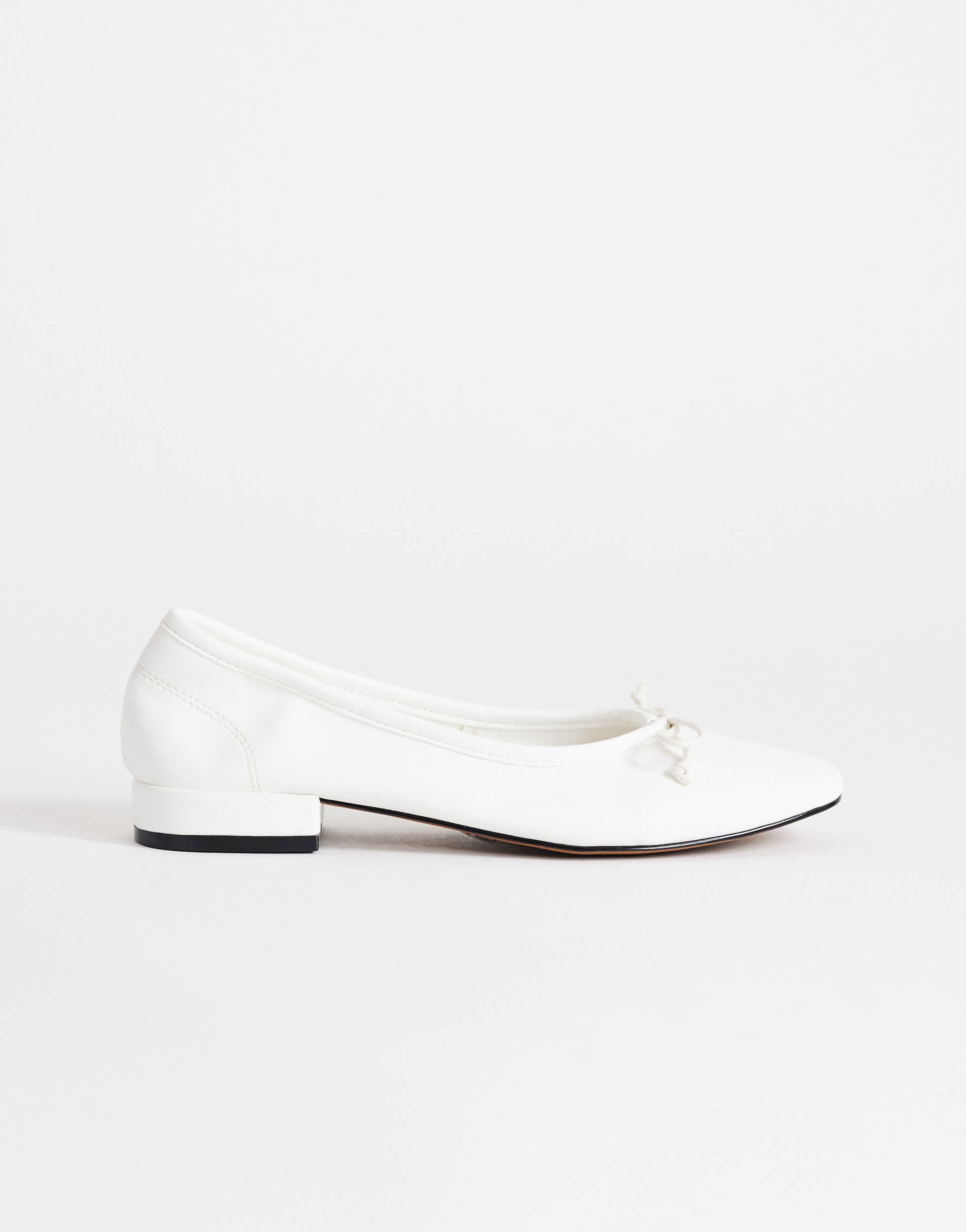 Topshop Dottie block heel ballet shoe in white
