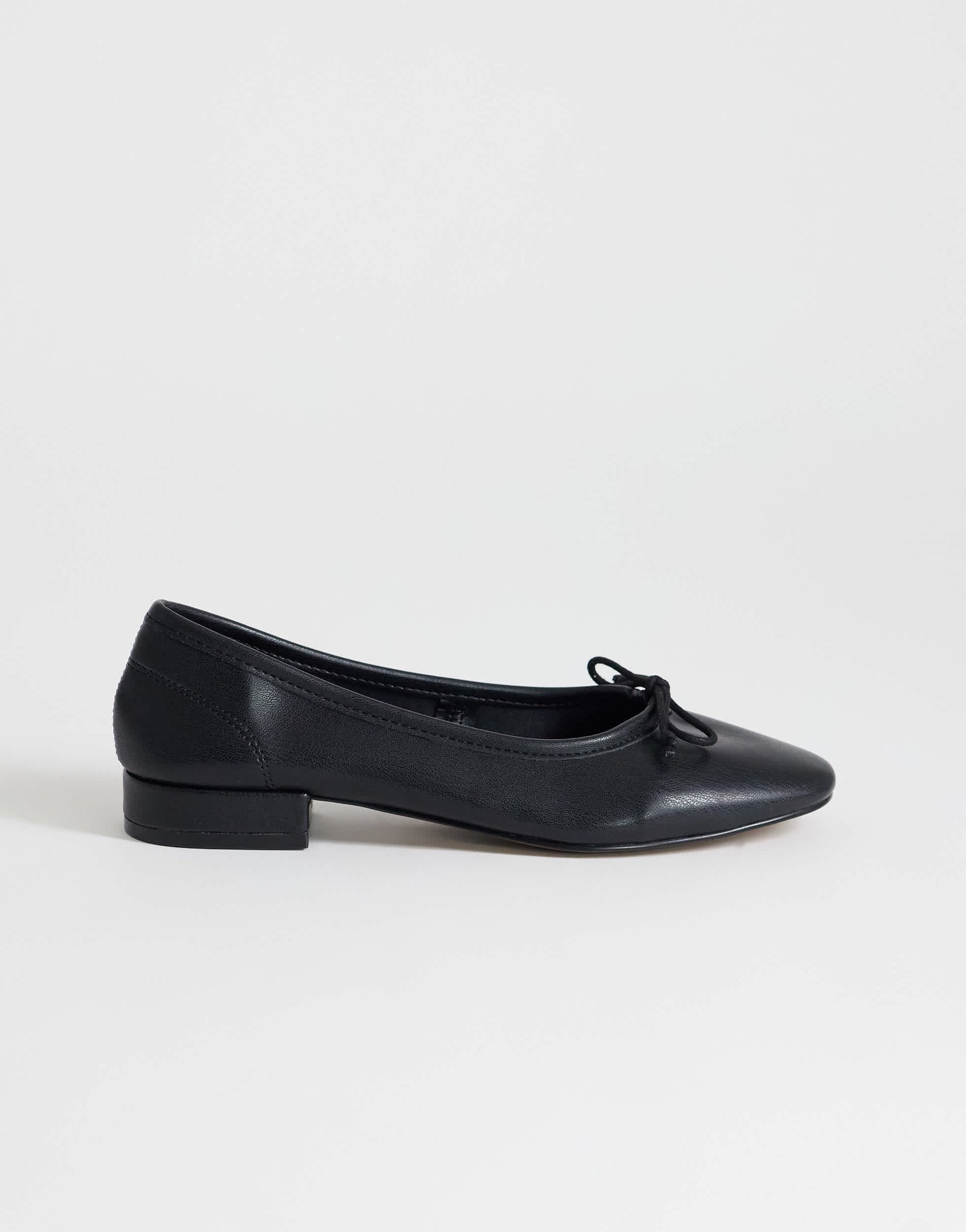 Topshop Dottie block heel ballet shoe in black