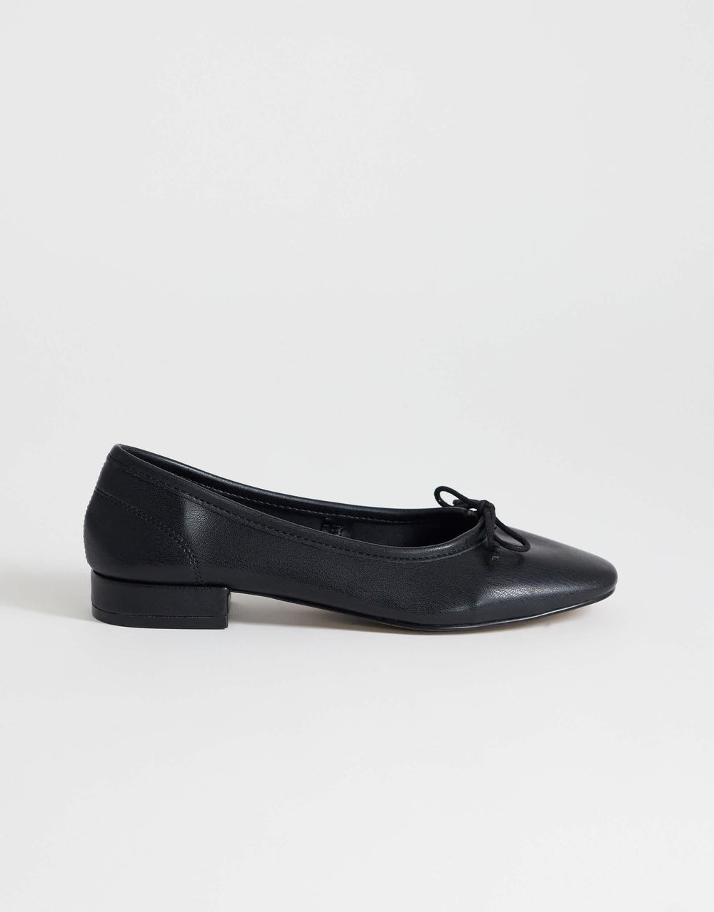 Topshop Dottie Ballerina mit Blockabsatz in Schwarz
