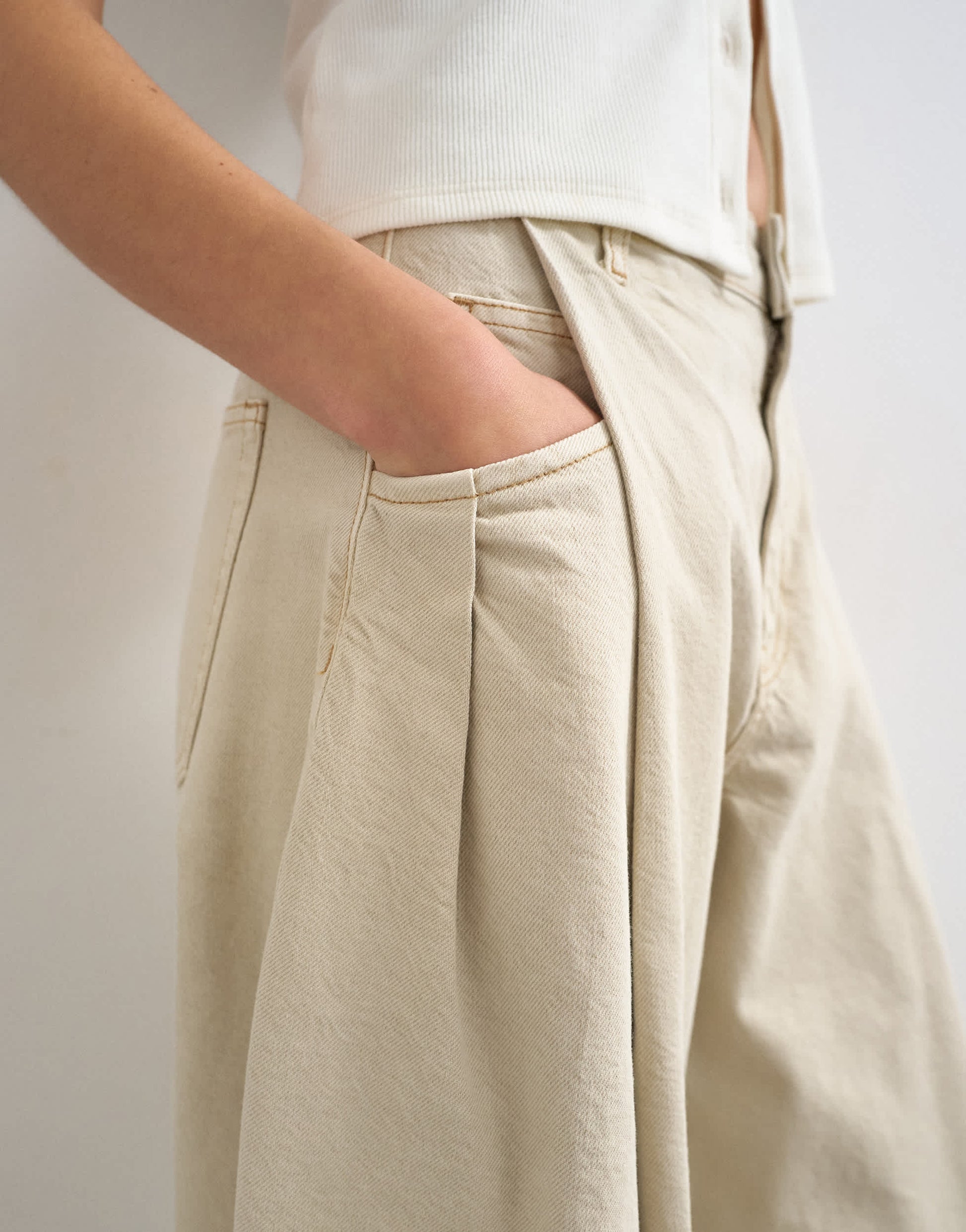 Topshop Cocoon mid rise barrel jean in oat