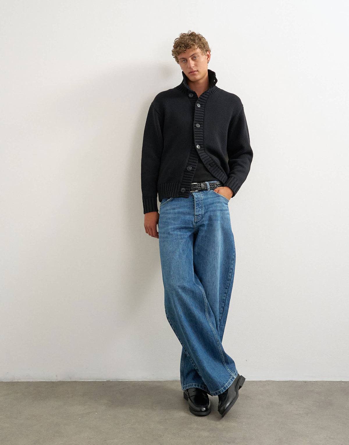 Topman relaxed fit heavyweight funnel neck jumper in black
