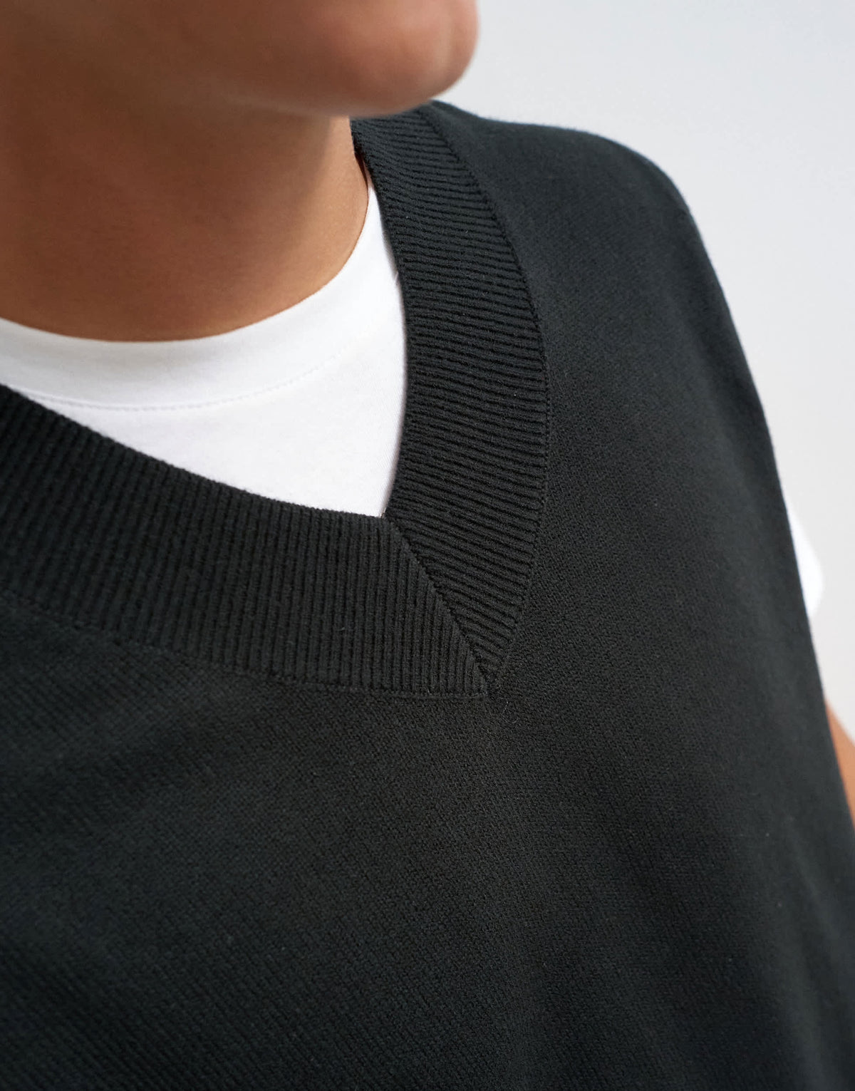 Topman classic fit fine knit tank in black