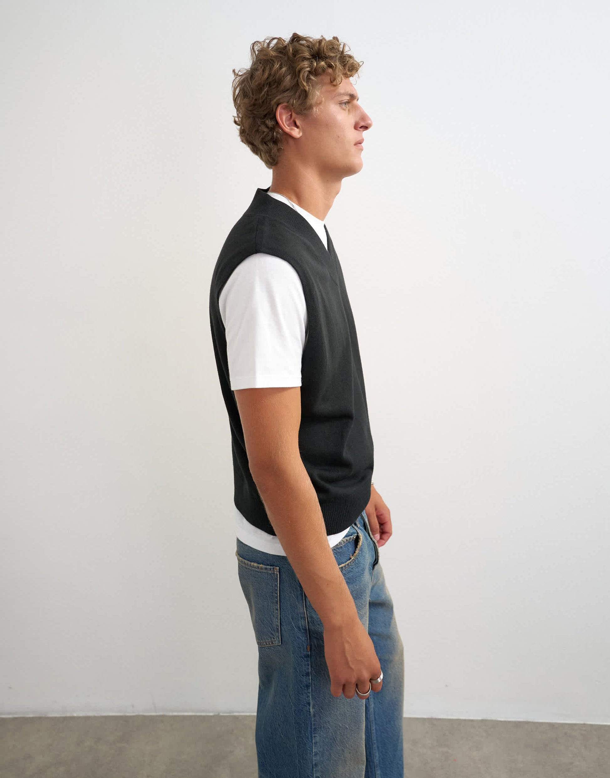Topman classic fit fine knit tank in black