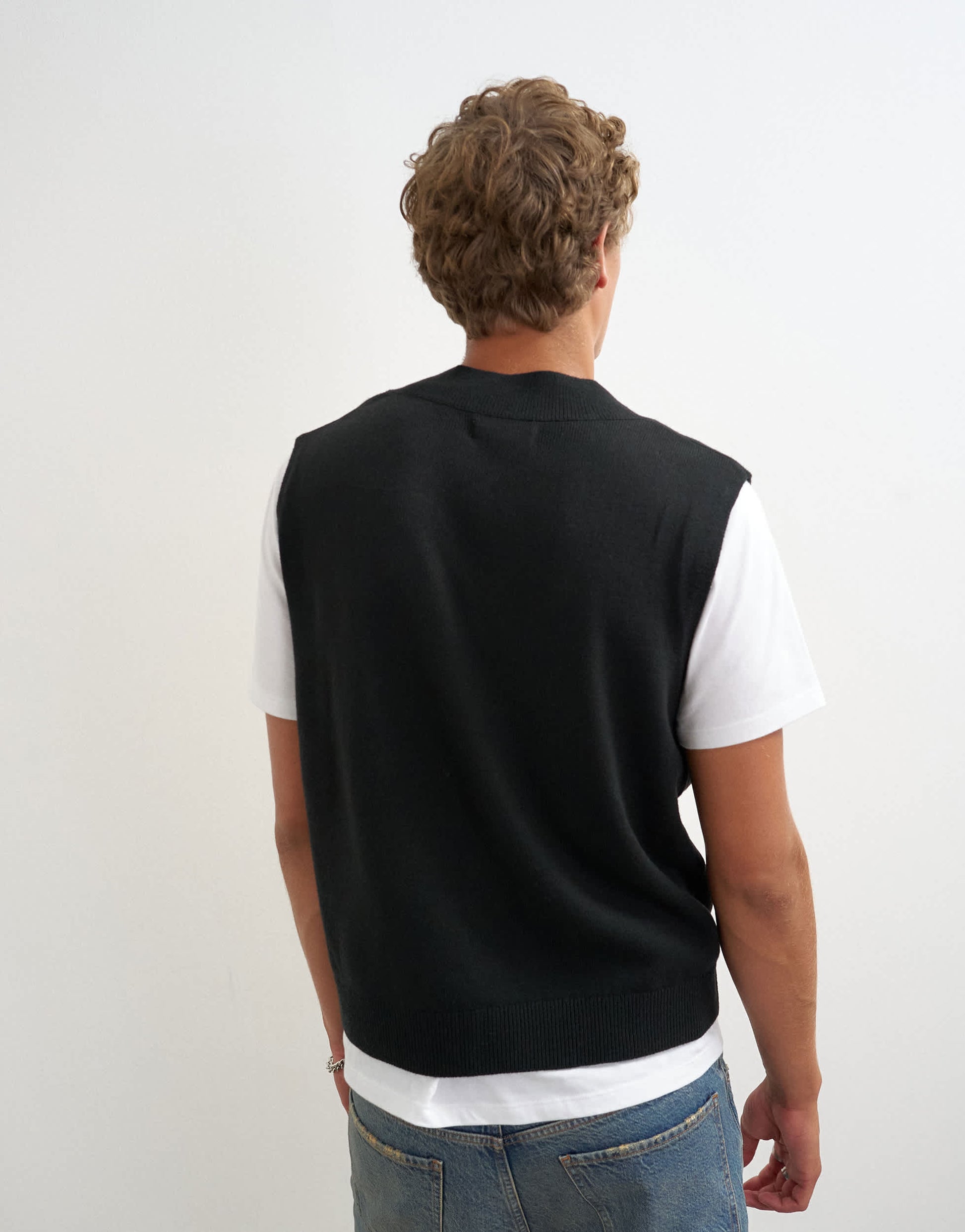 Topman classic fit fine knit tank in black