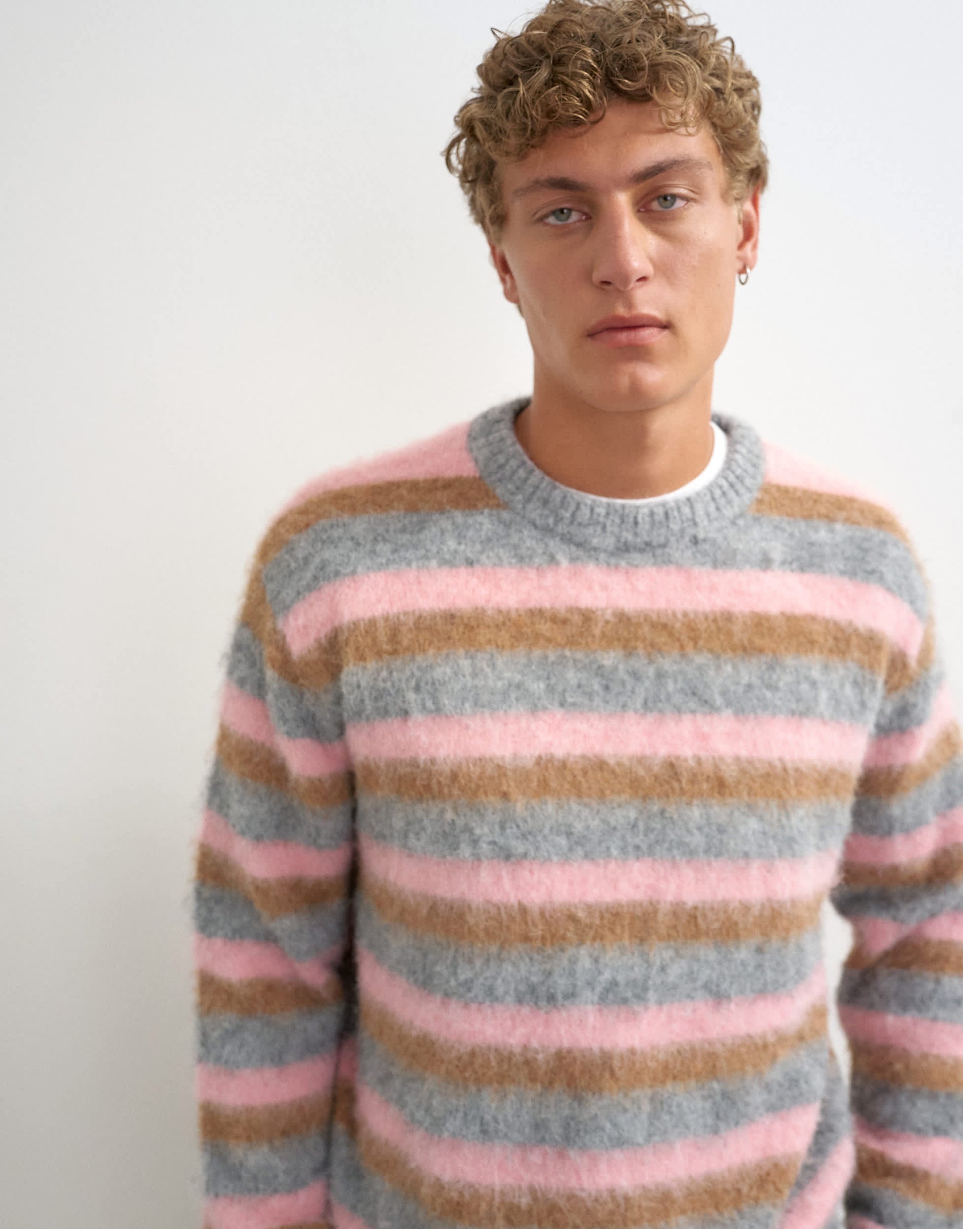 Topman classic fit fluffy jumper with stripe in pink