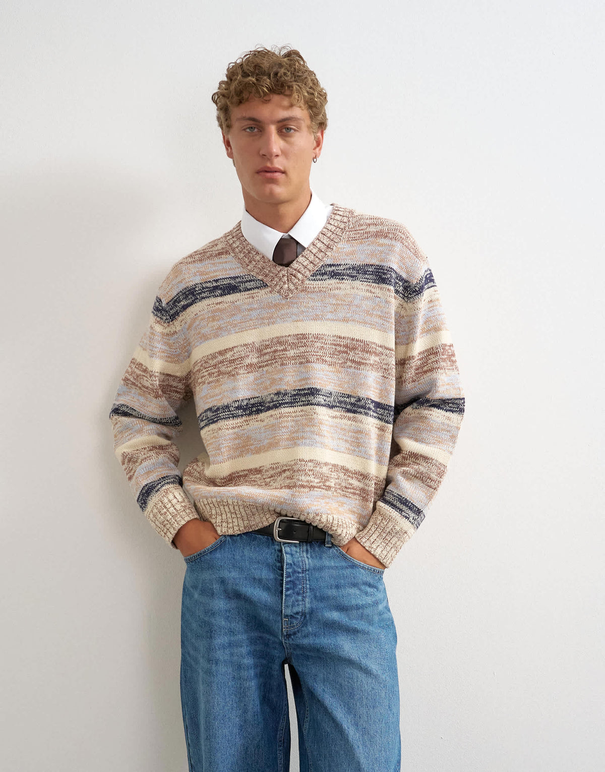 Topman relaxed fit crop v neck jumper with twist in multi