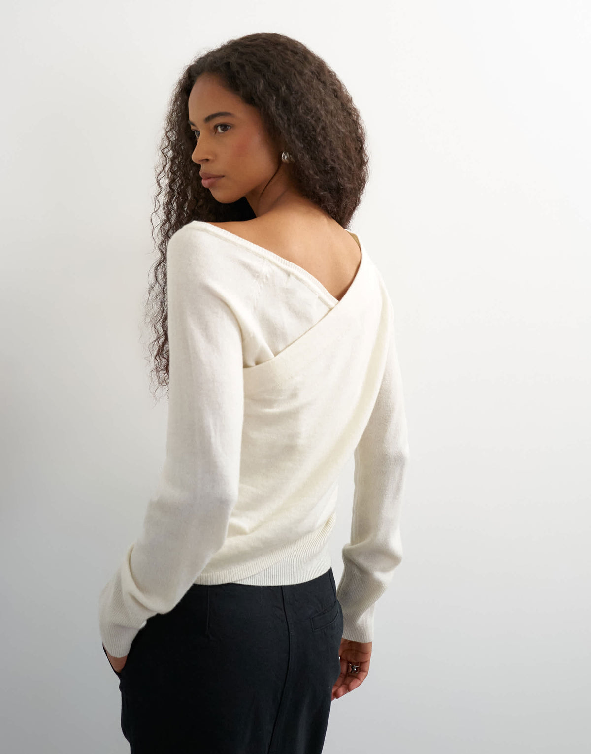 Topshop knitted long sleeve wool blend v neck drapey top in ivory