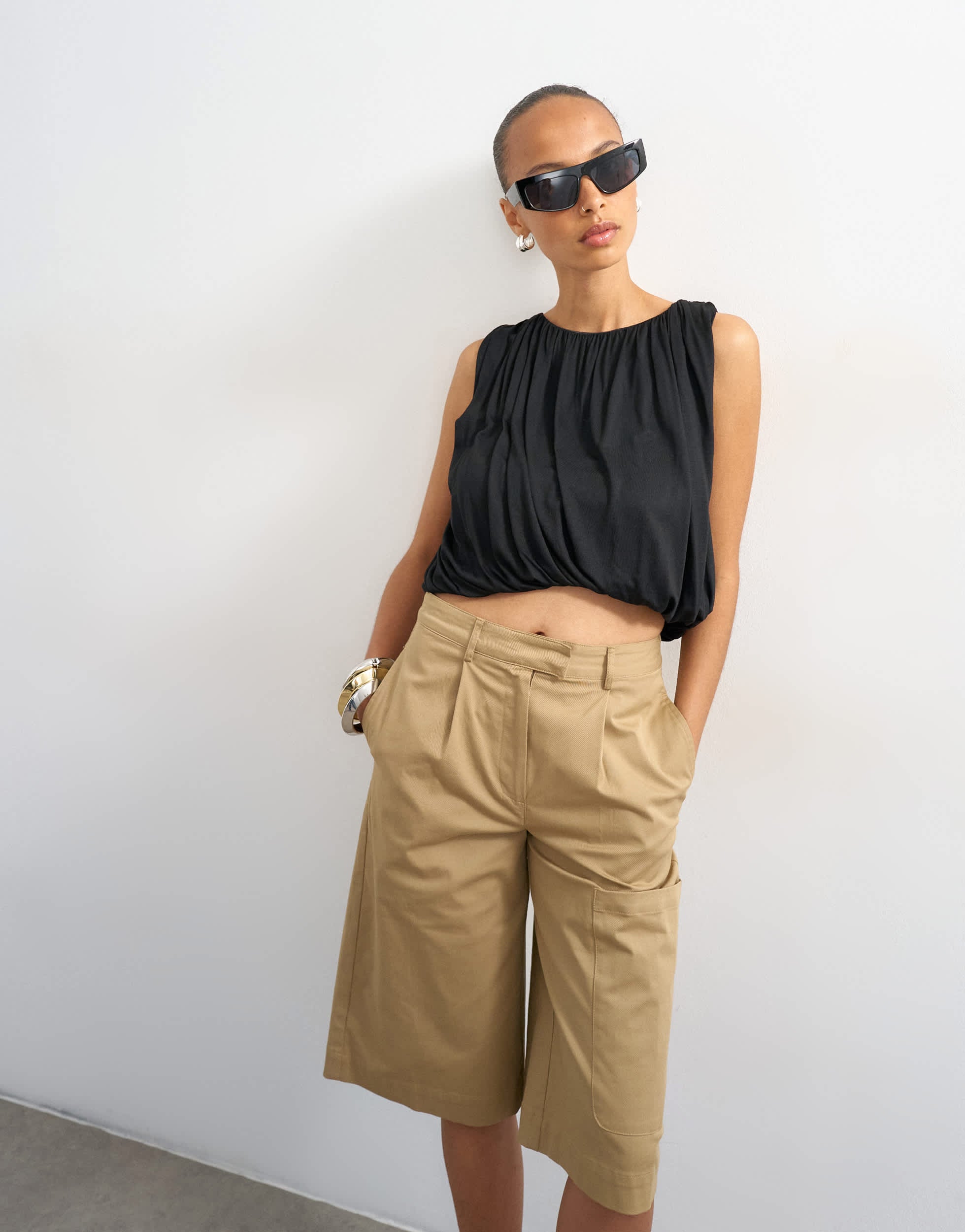 Topshop longline bermuda cargo short in ecru