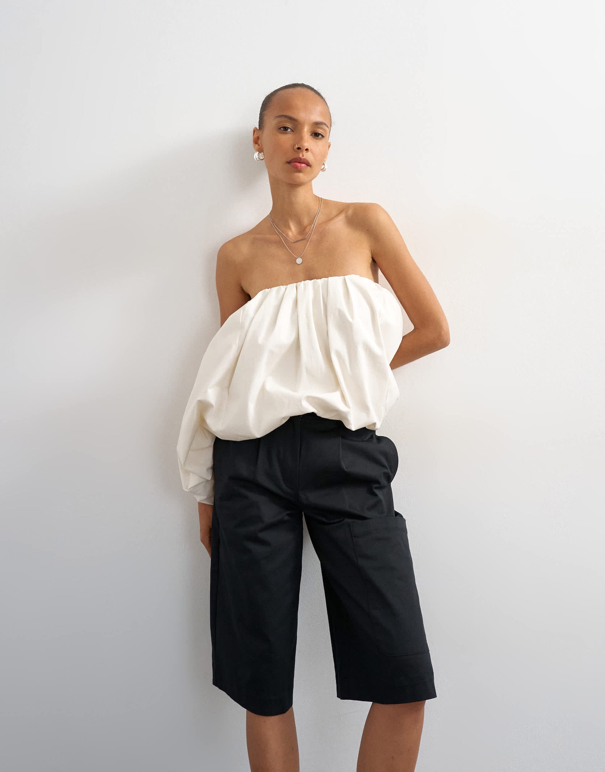 Topshop longline bermuda cargo short in black
