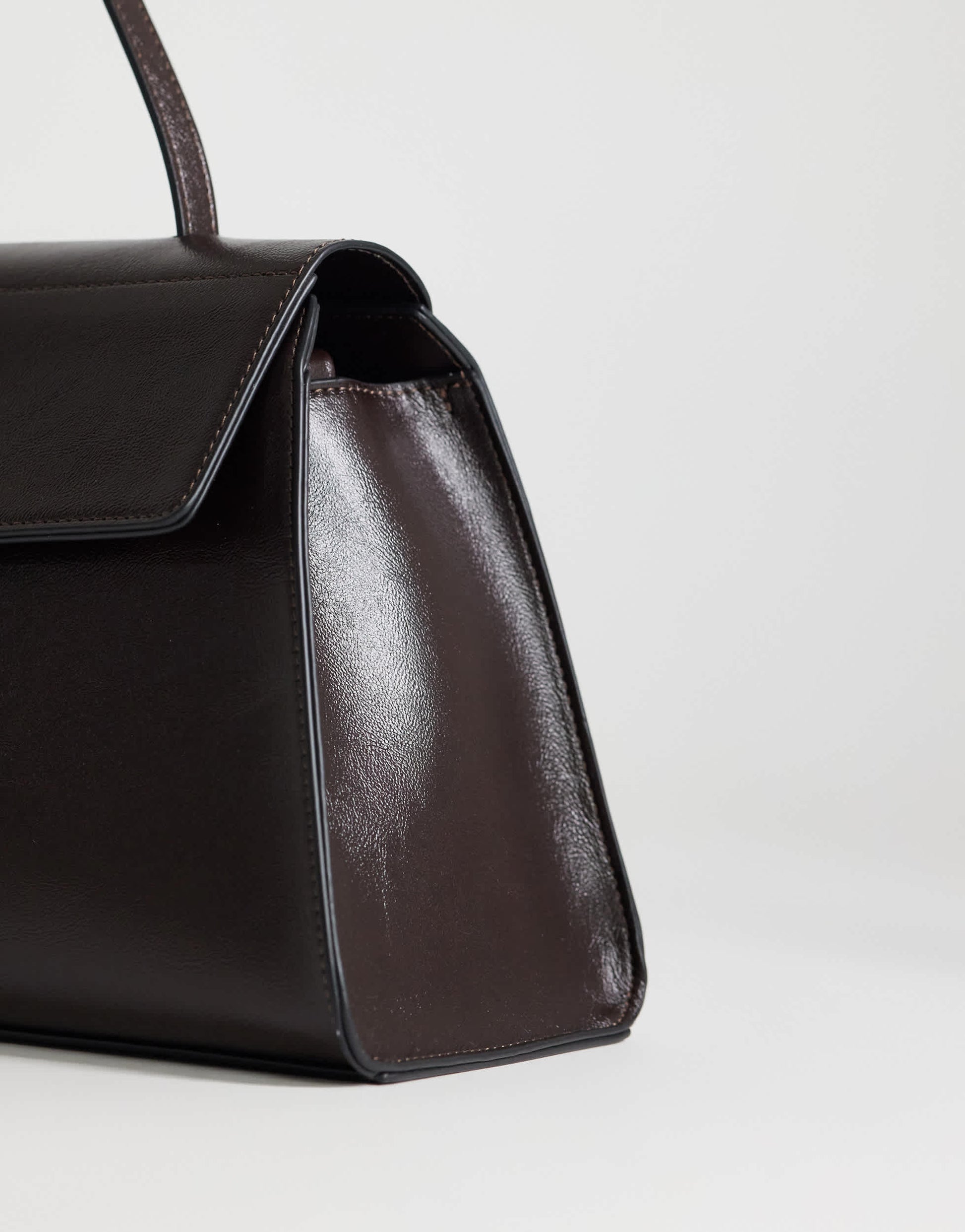 Topshop Stevey shoulder bag in chocolate
