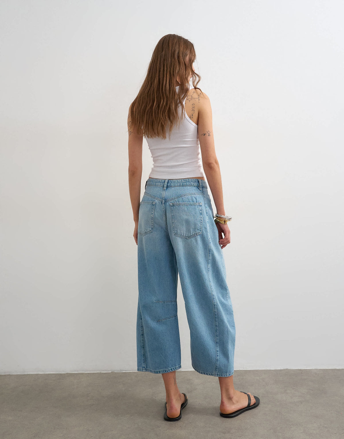 Topshop mid rise crop barrel jean in bleach
