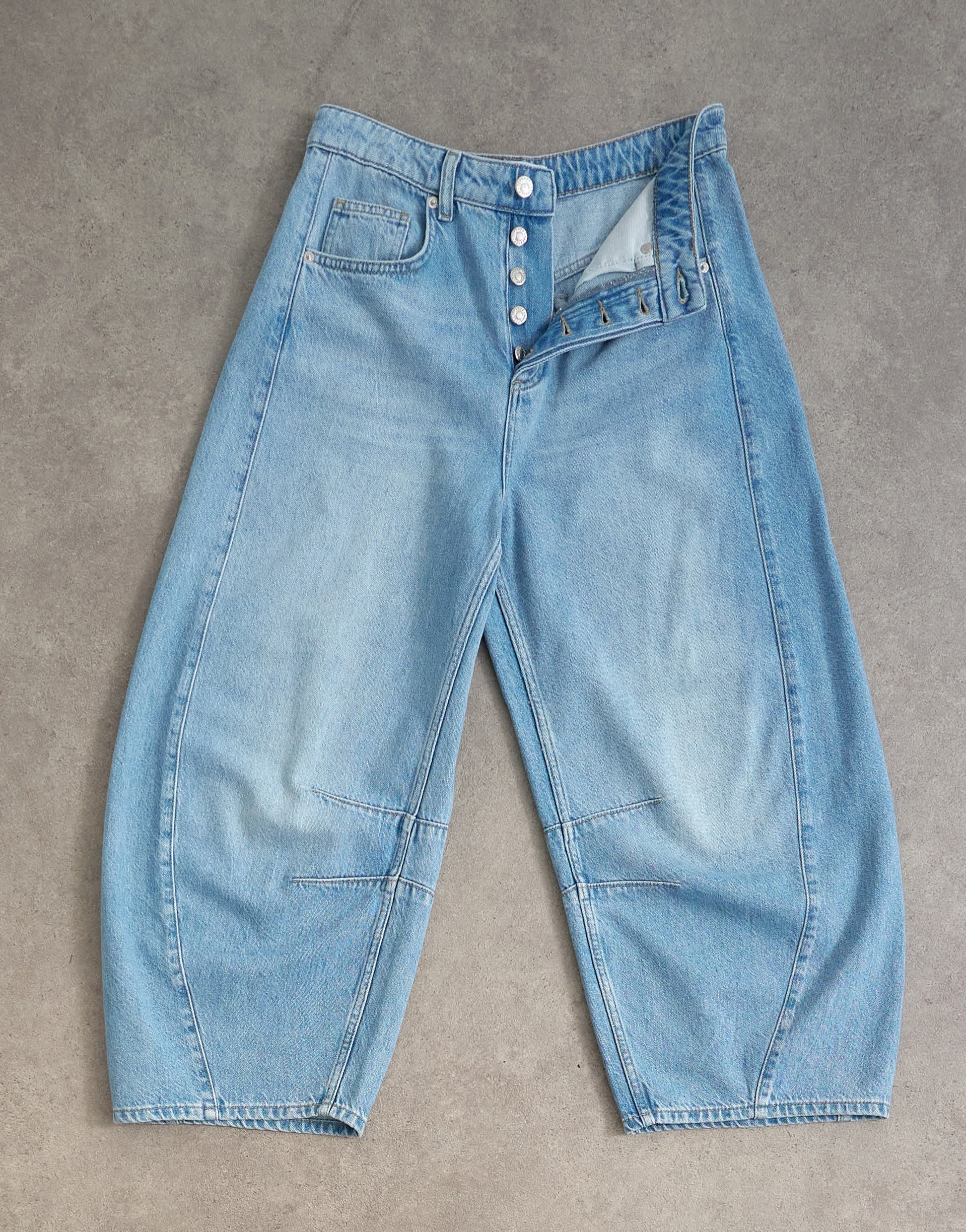 Topshop mid rise crop barrel jean in bleach