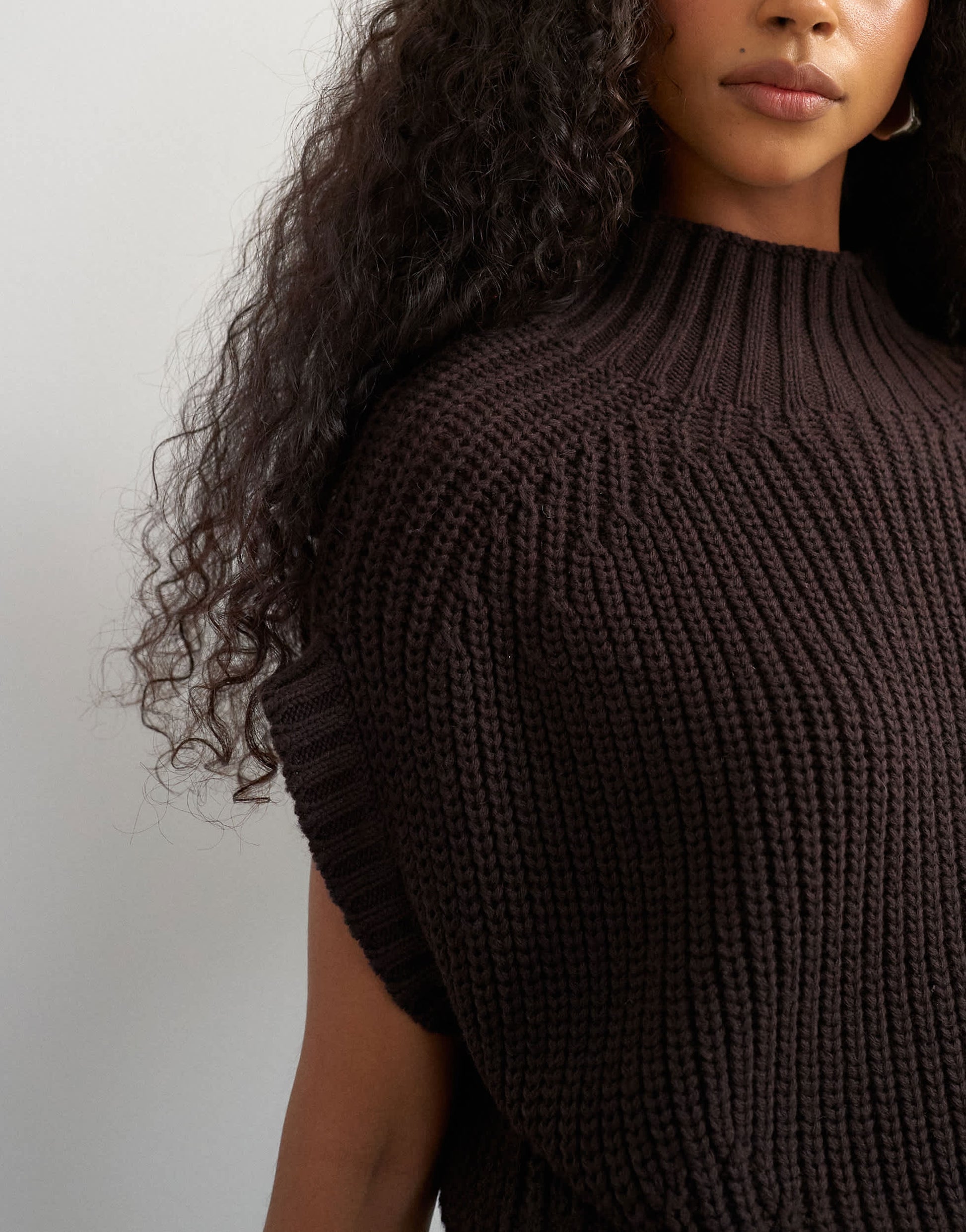 Topshop knitted slouchy short sleeve ribbed top with wool in tobacco
