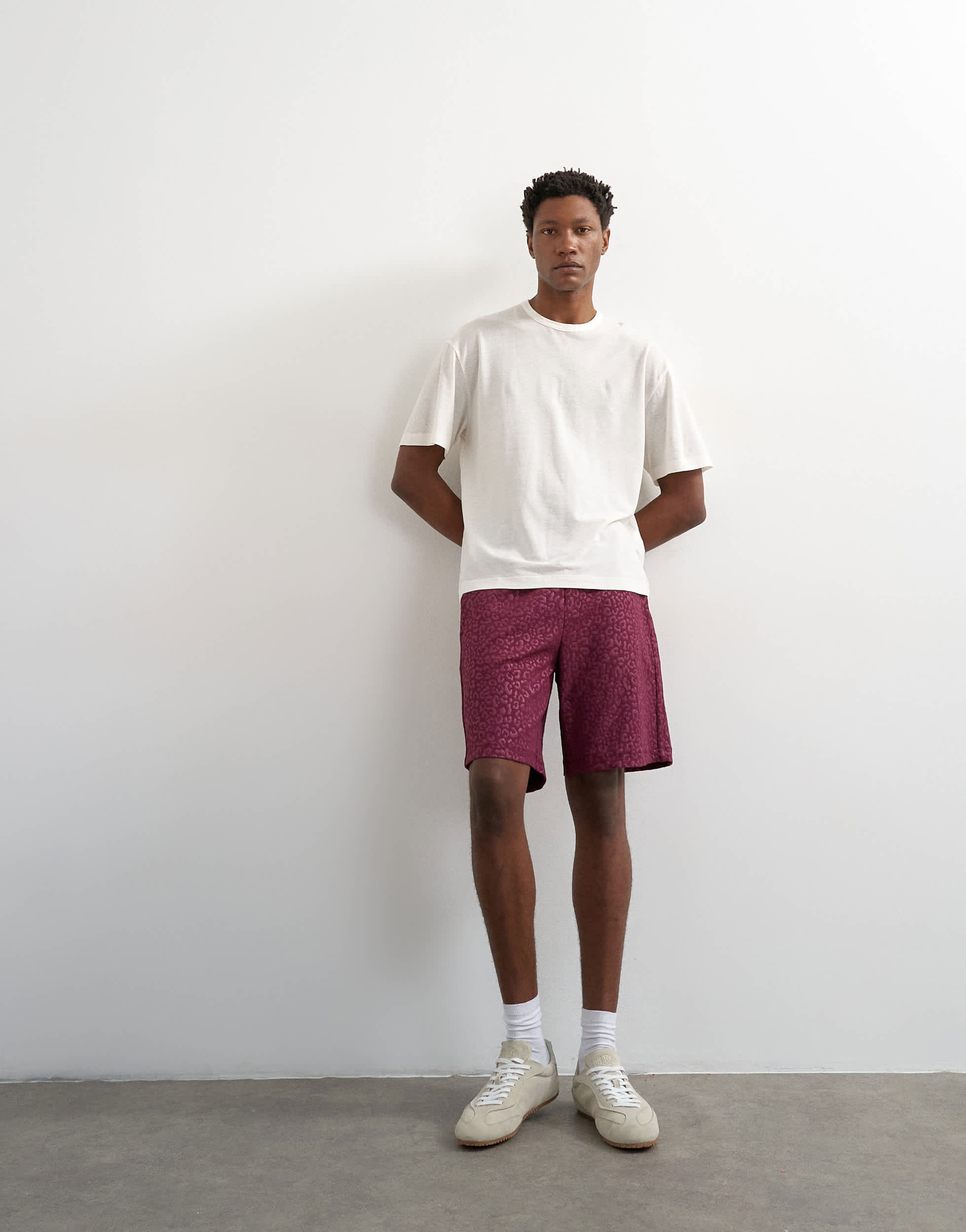 Topman leopard jacquard short in burgundy