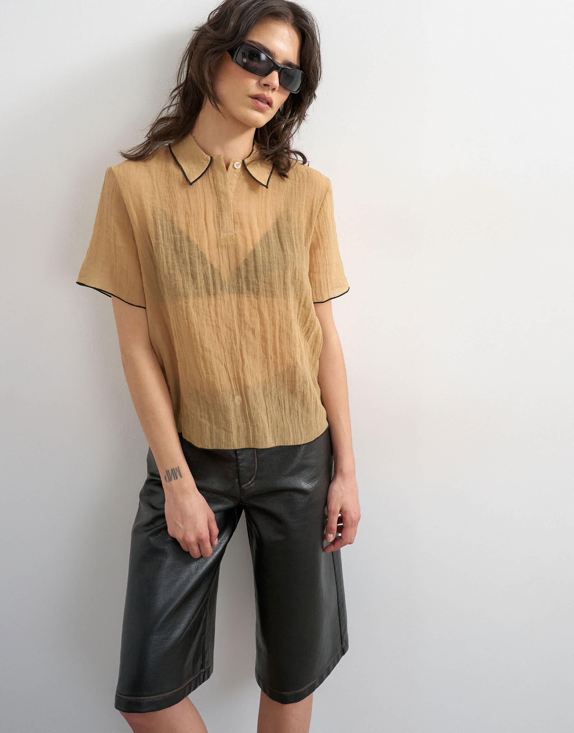Topshop crinkle polo shirt with black tipping in mocha