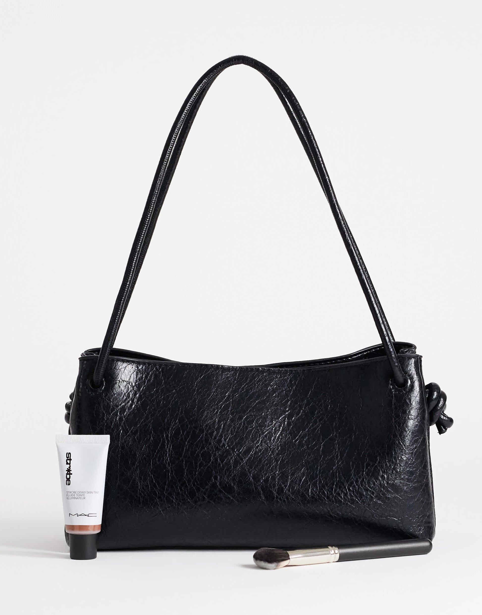 Topshop Schelby medium flat bowler in black