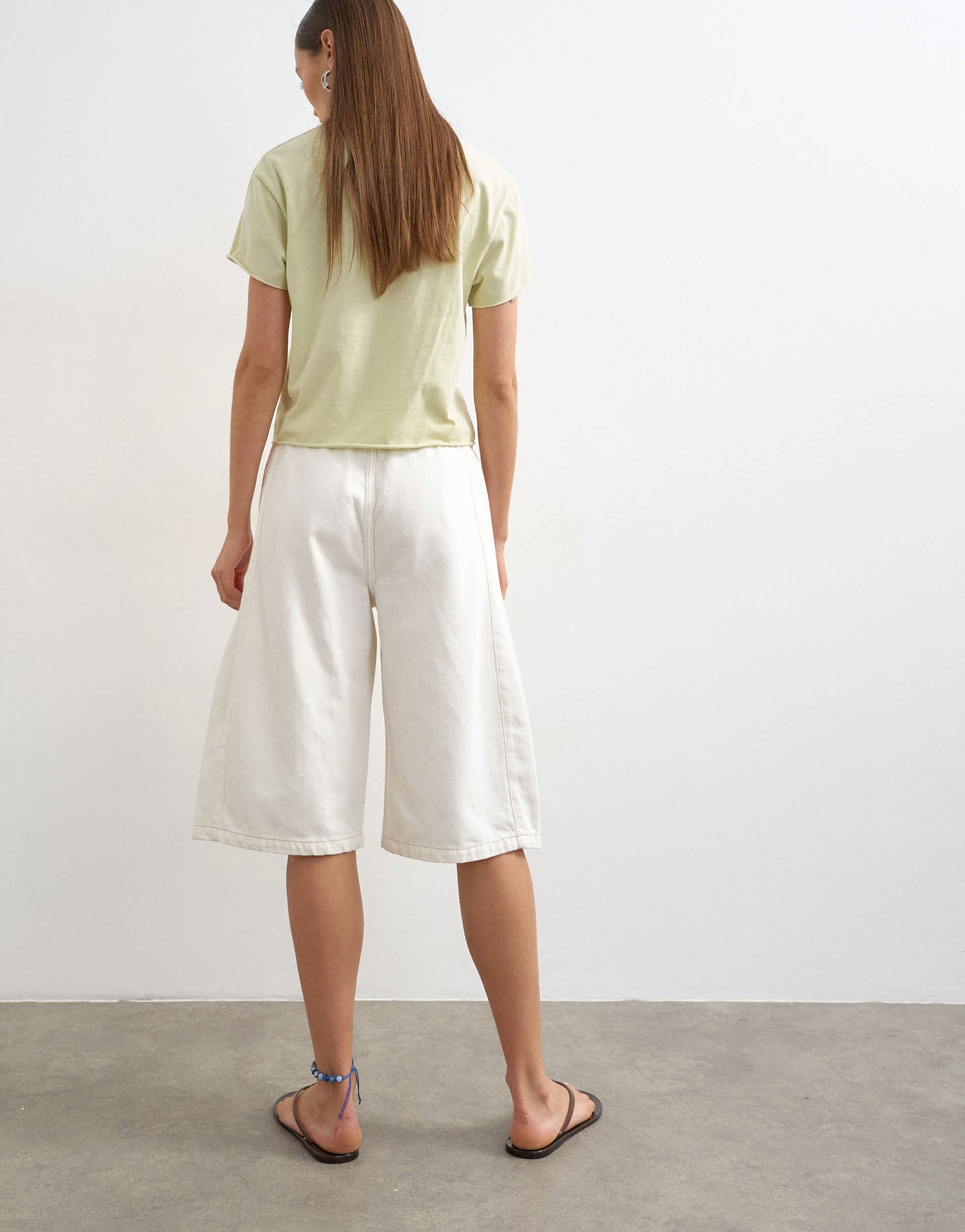 Topshop denim pull on barrel short in bone