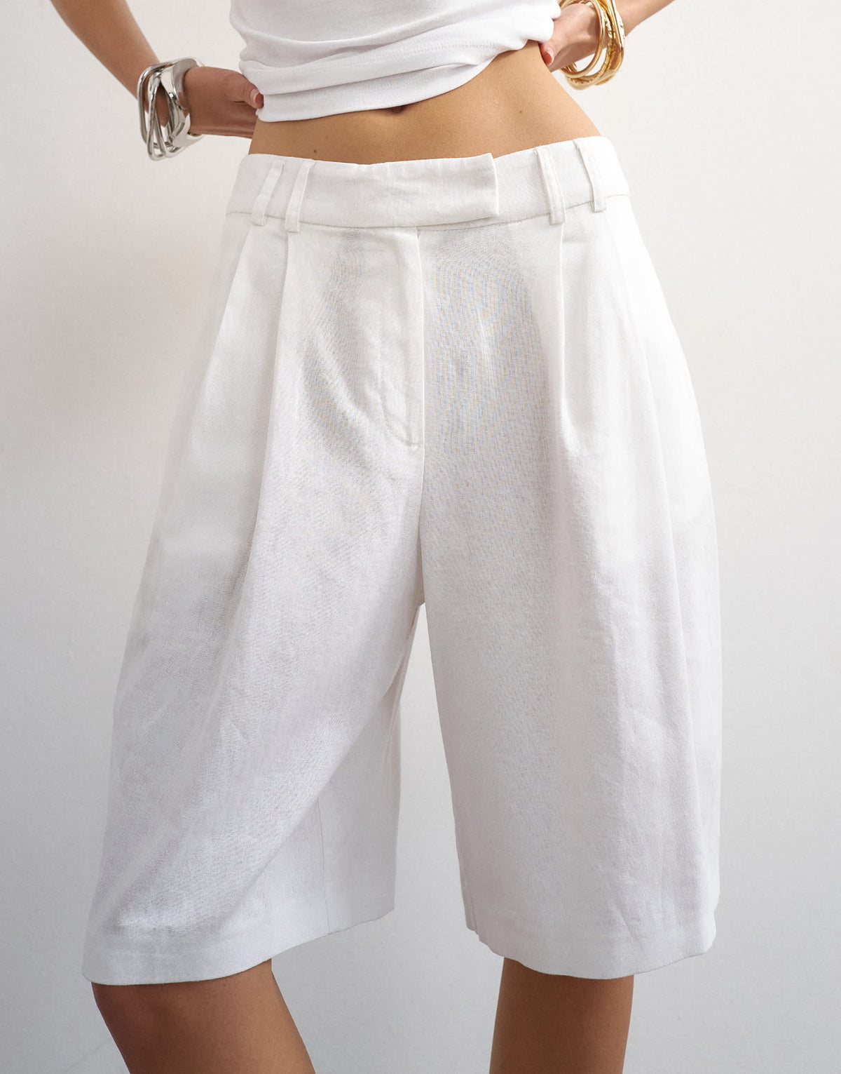 Topshop linen bermuda short in white