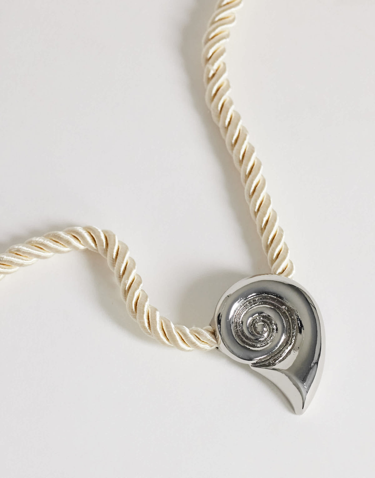 Topshop Mika rope choker with shell pendant in off white and silver