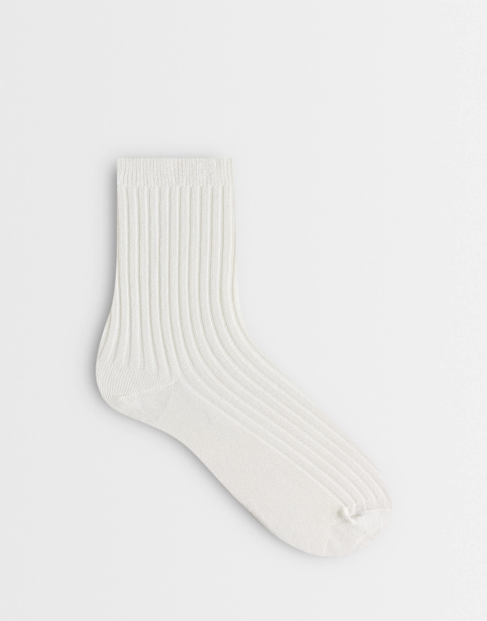 Topshop Lillie ribbed socks in off white