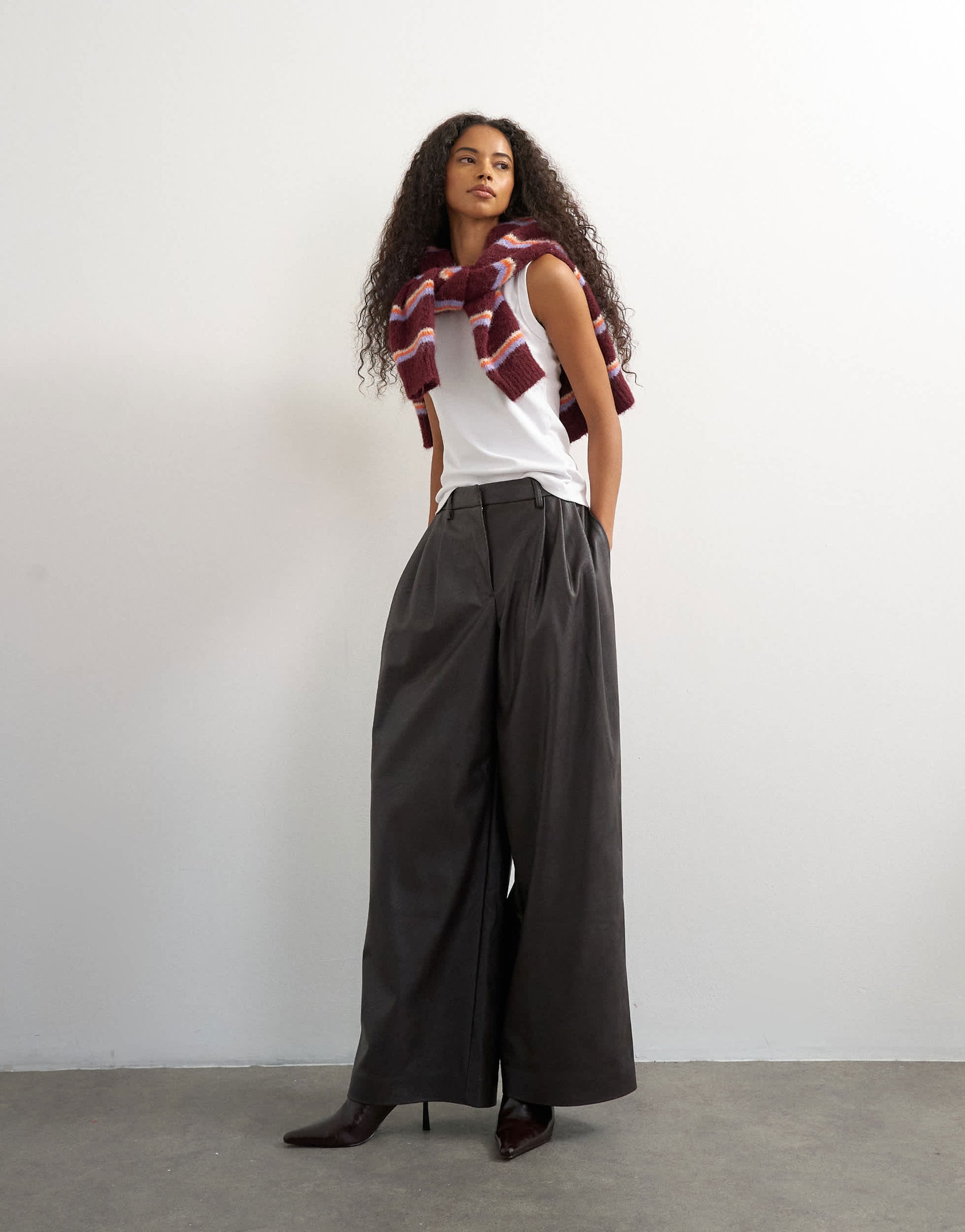 Topshop faux leather pleated in chocolate