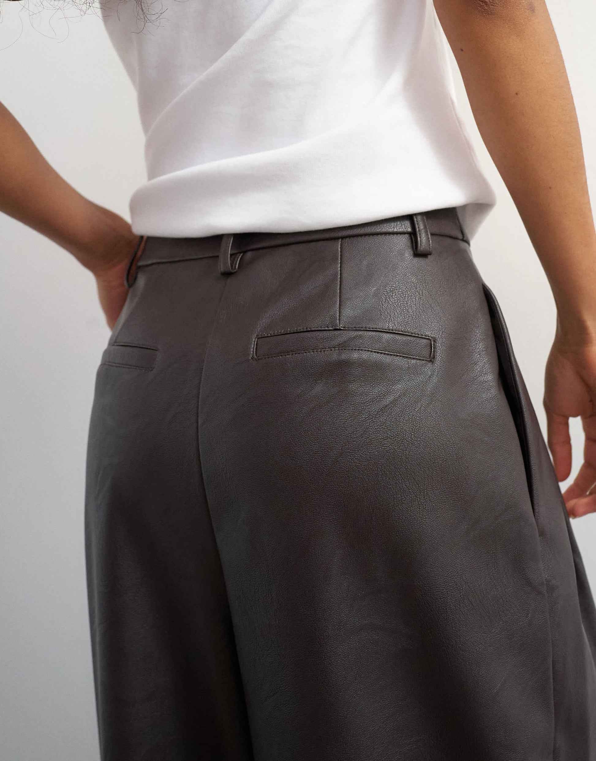 Topshop faux leather pleated in chocolate