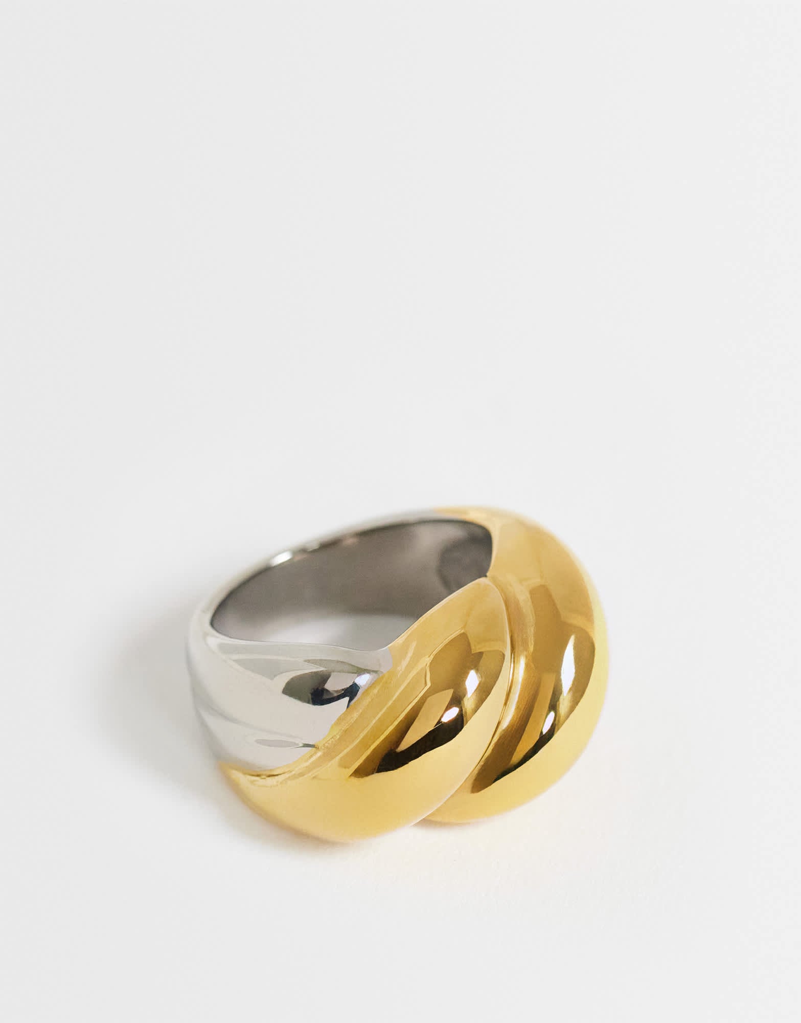 Topshop Robyn waterproof stainless steel twist detail ring in silver and gold