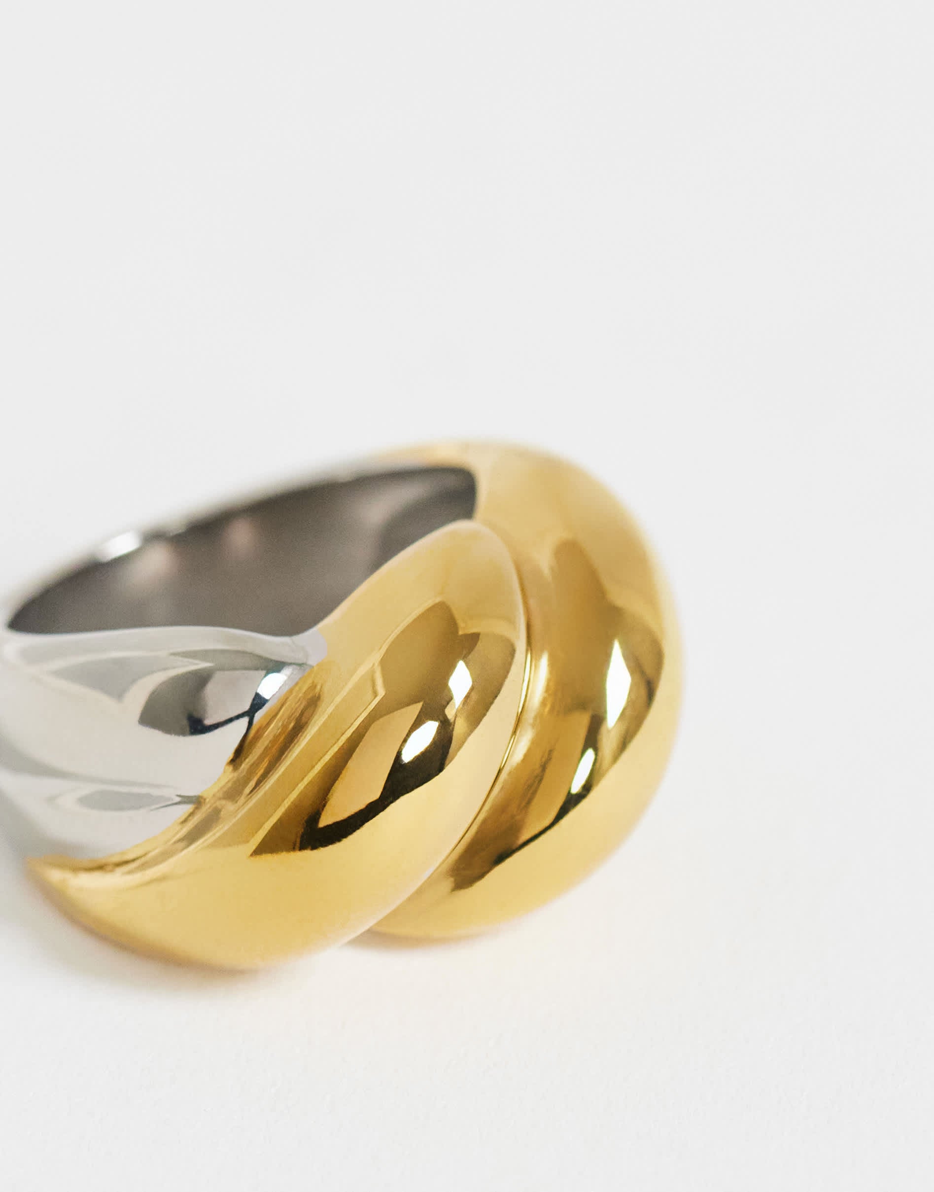 Topshop Robyn waterproof stainless steel twist detail ring in silver and gold