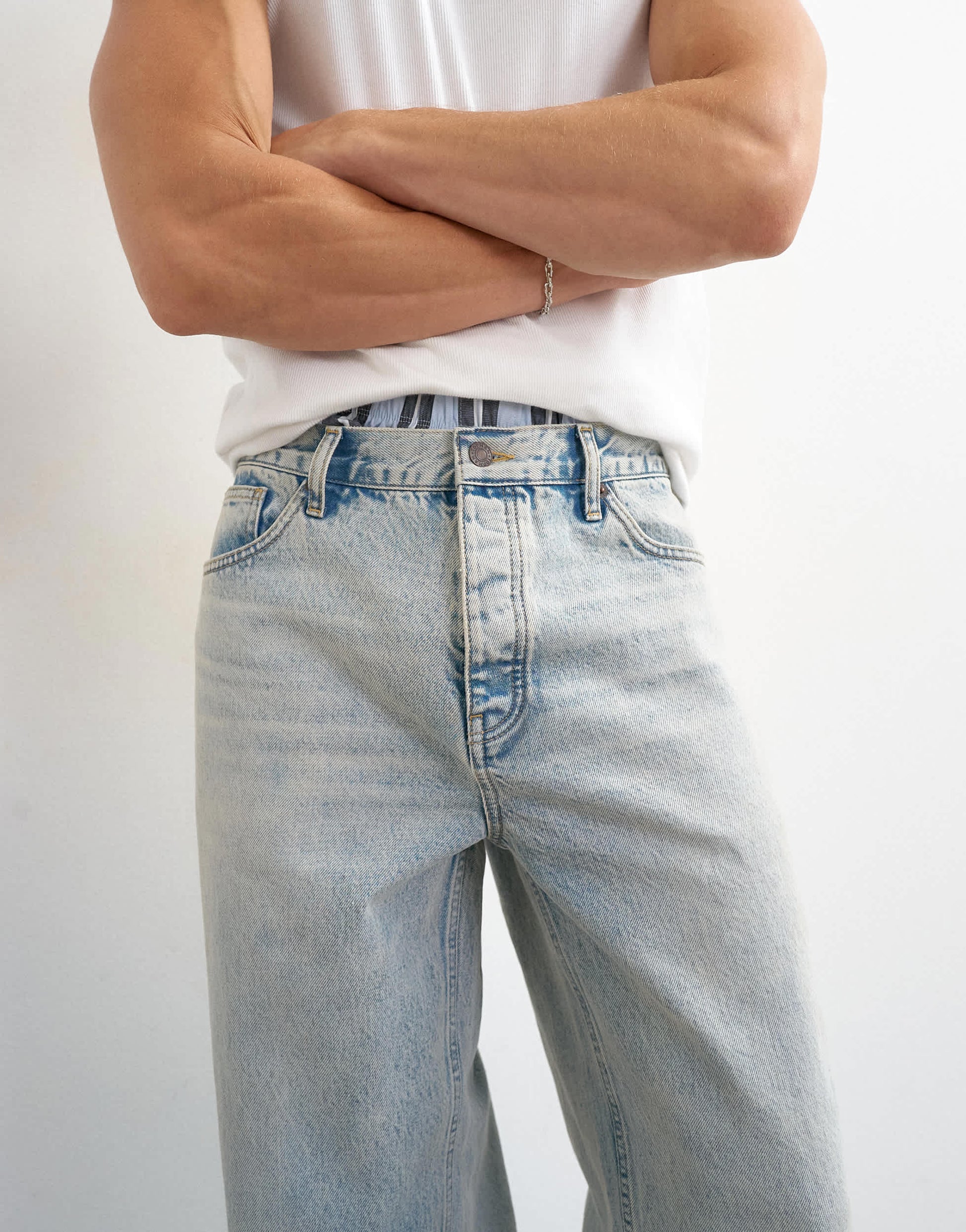 Topman rigid baggy fit jean with turn-up in light wash