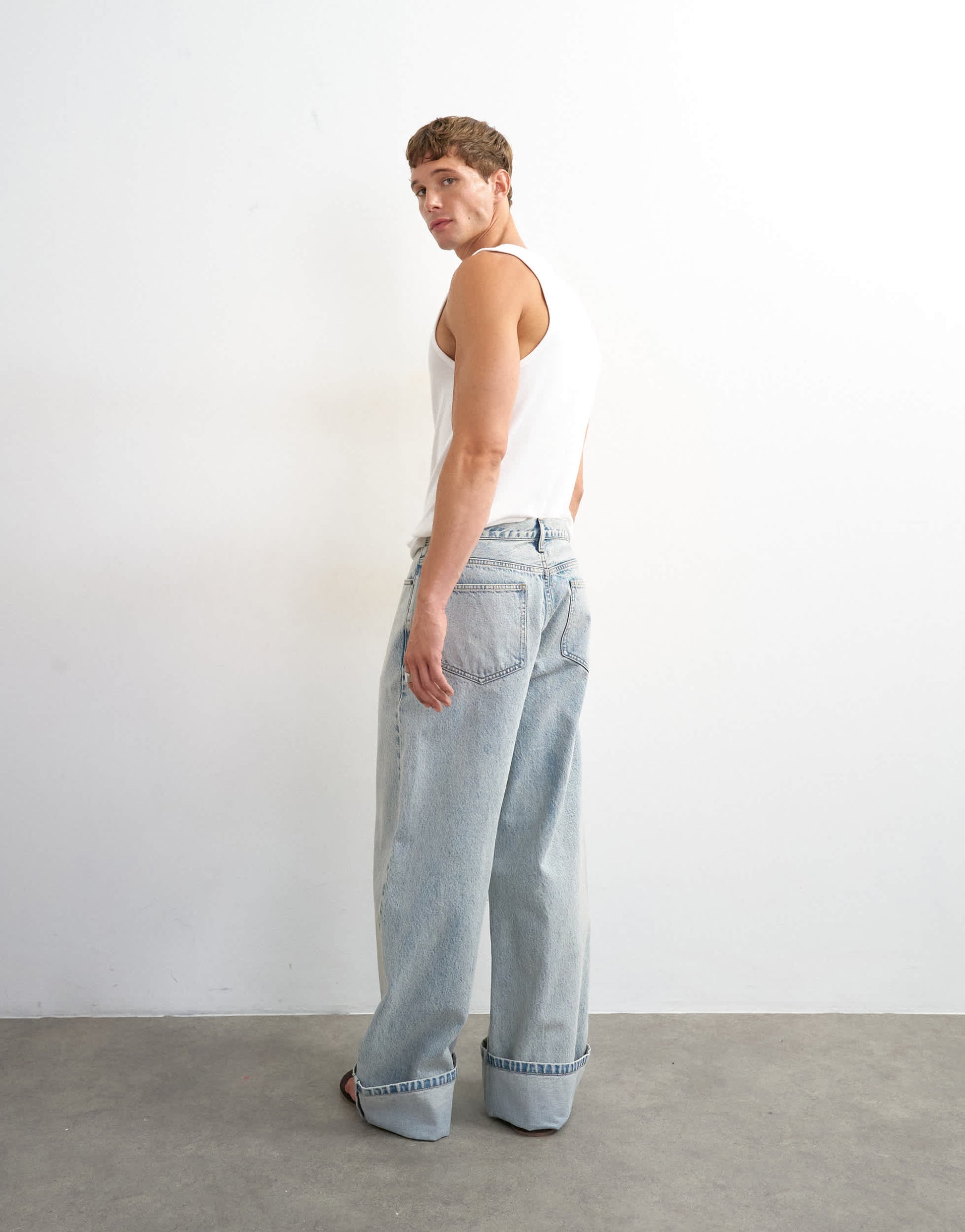 Topman rigid baggy fit jean with turn-up in light wash