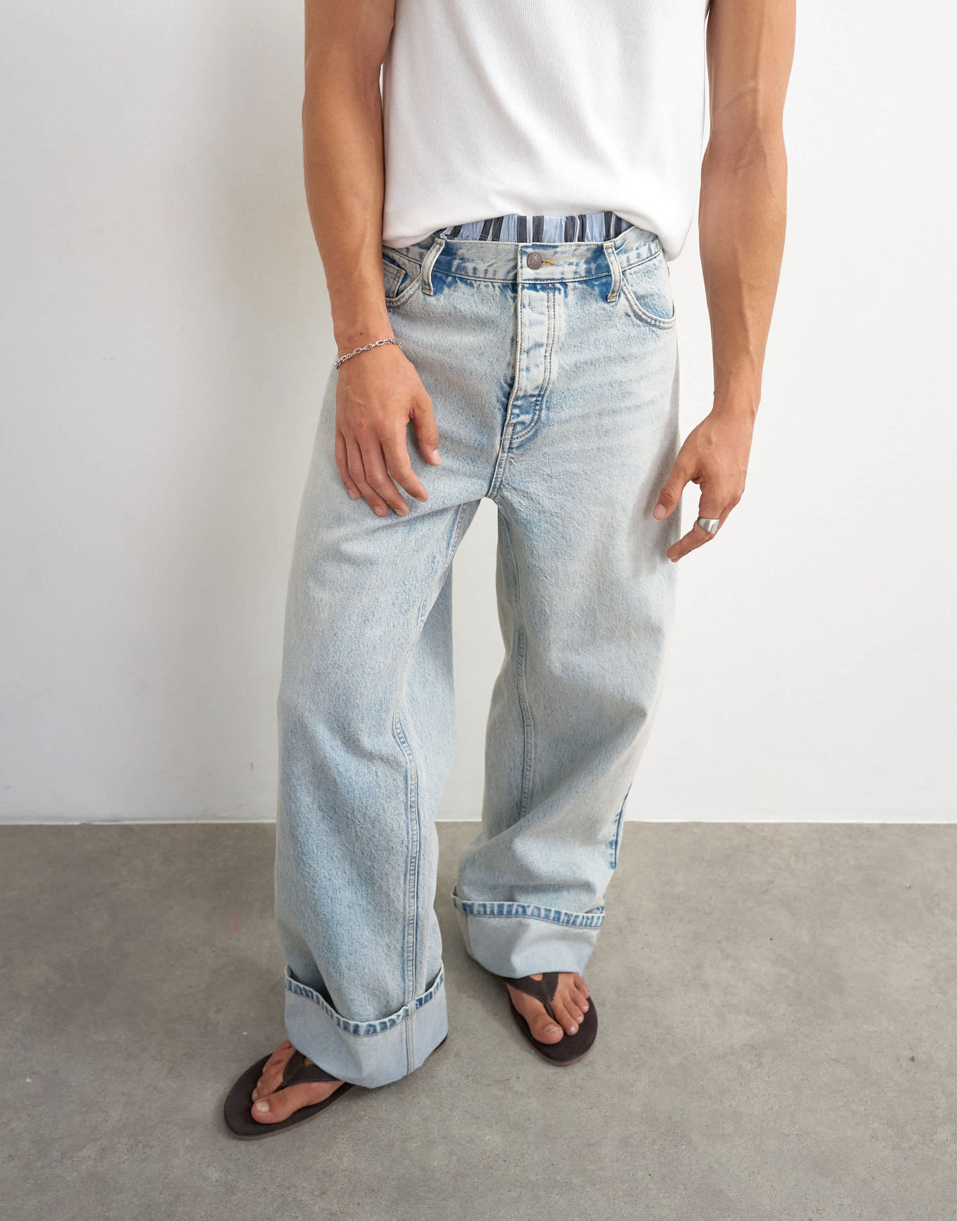 Topman rigid baggy fit jean with turn-up in light wash