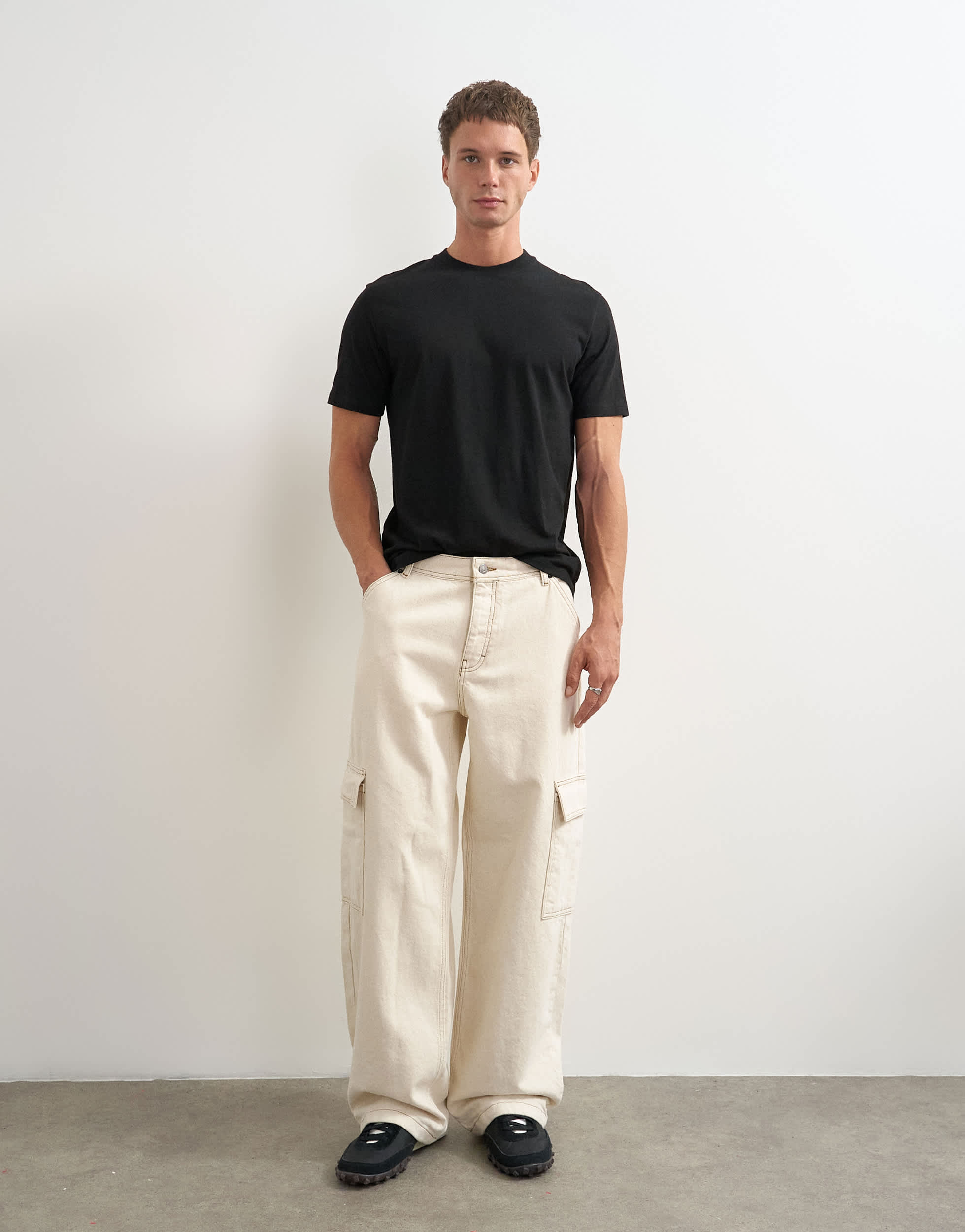 Topman rigid baggy fit jean with side pockets in natural
