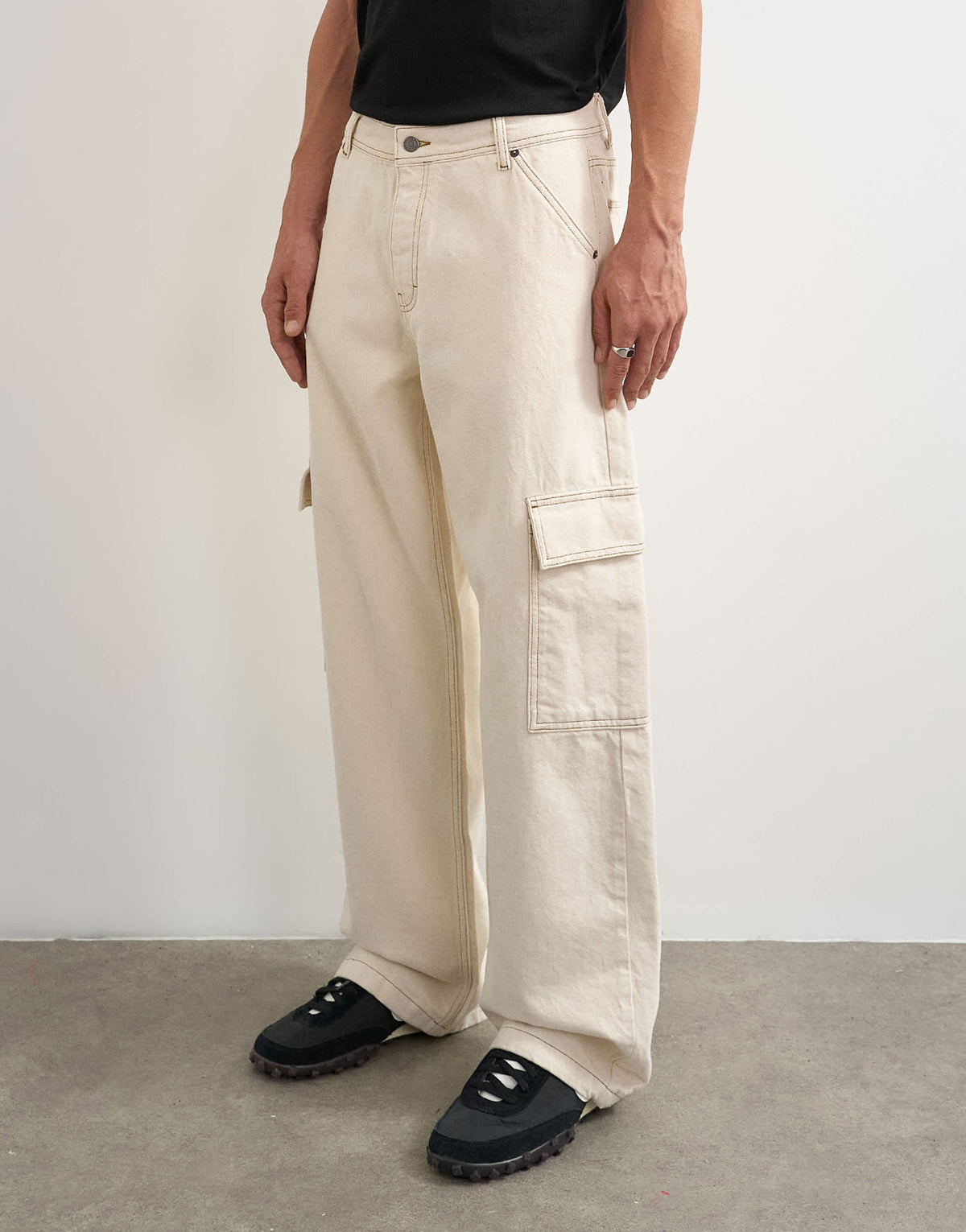Topman rigid baggy fit jean with side pockets in natural