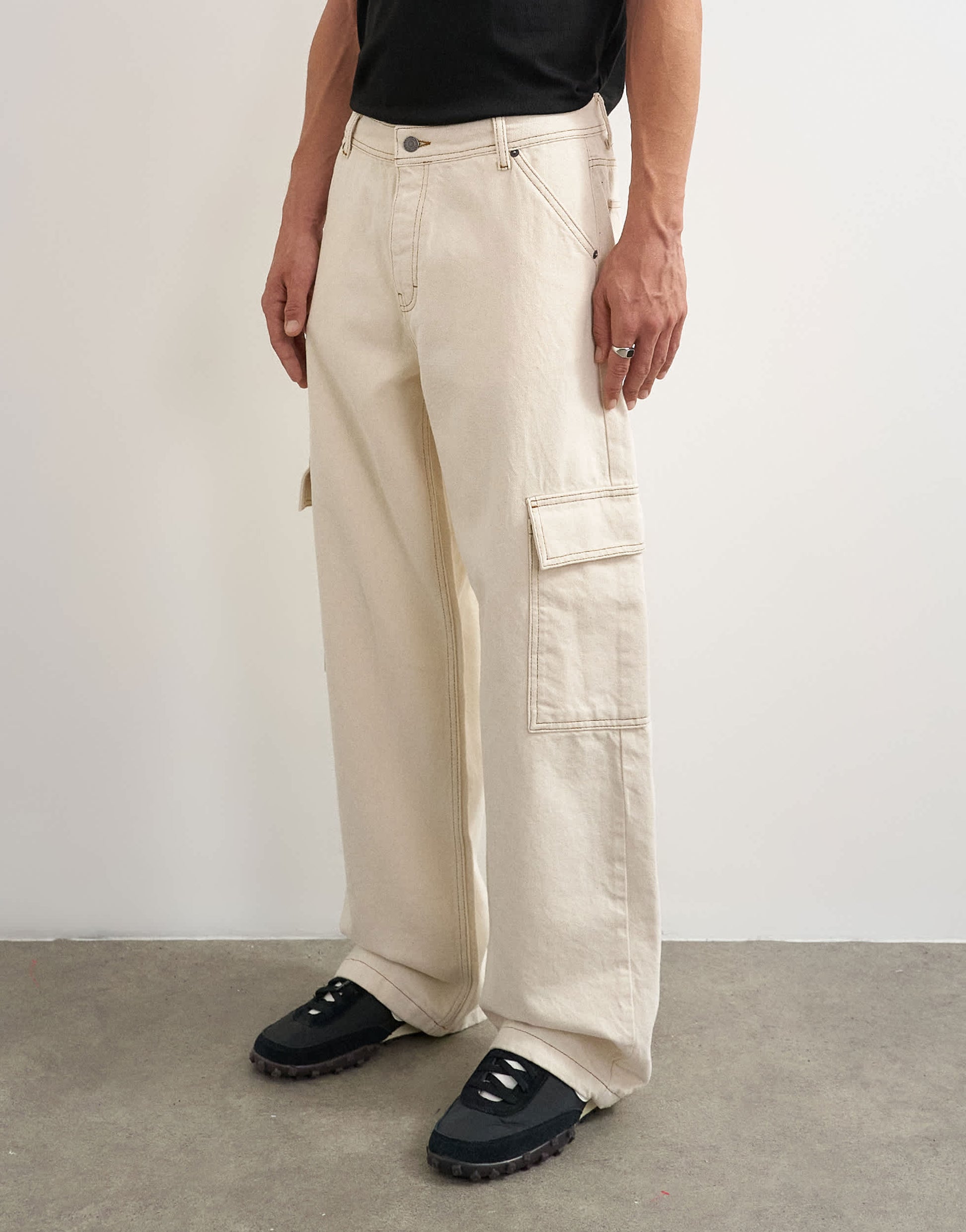 Topman rigid baggy fit jean with side pockets in natural