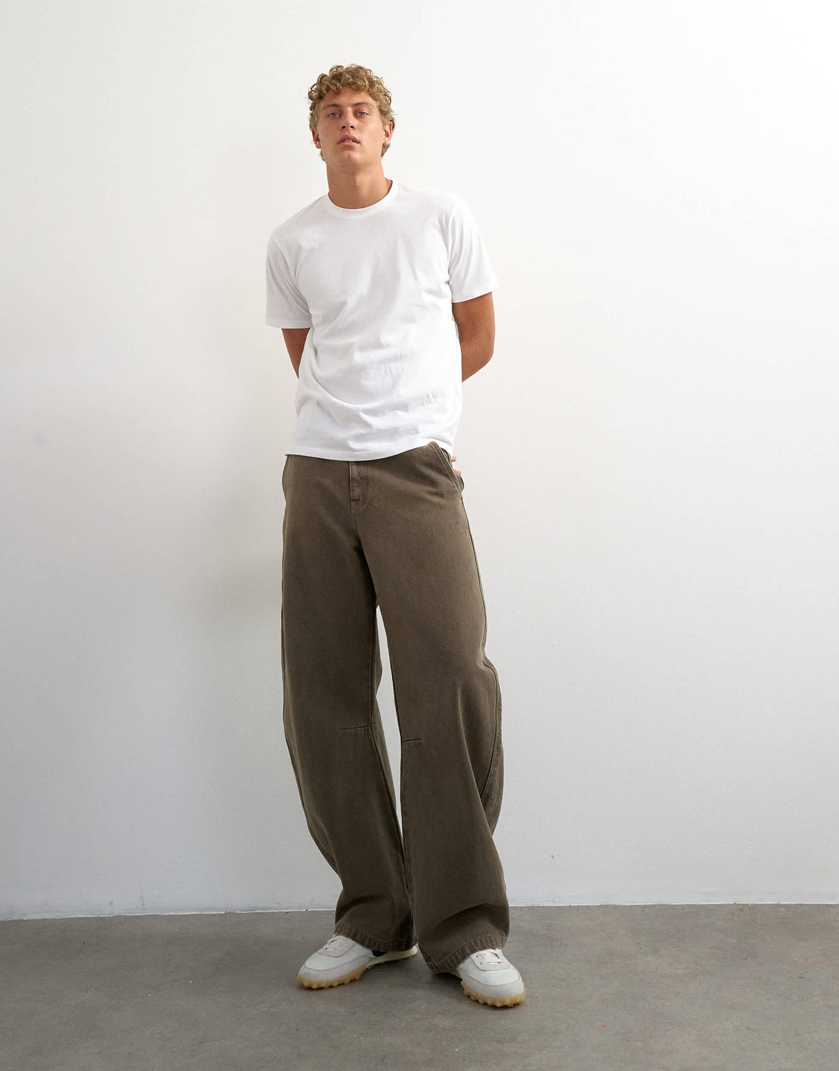 Topman horseshoe barrel fit canvas trouser in khaki