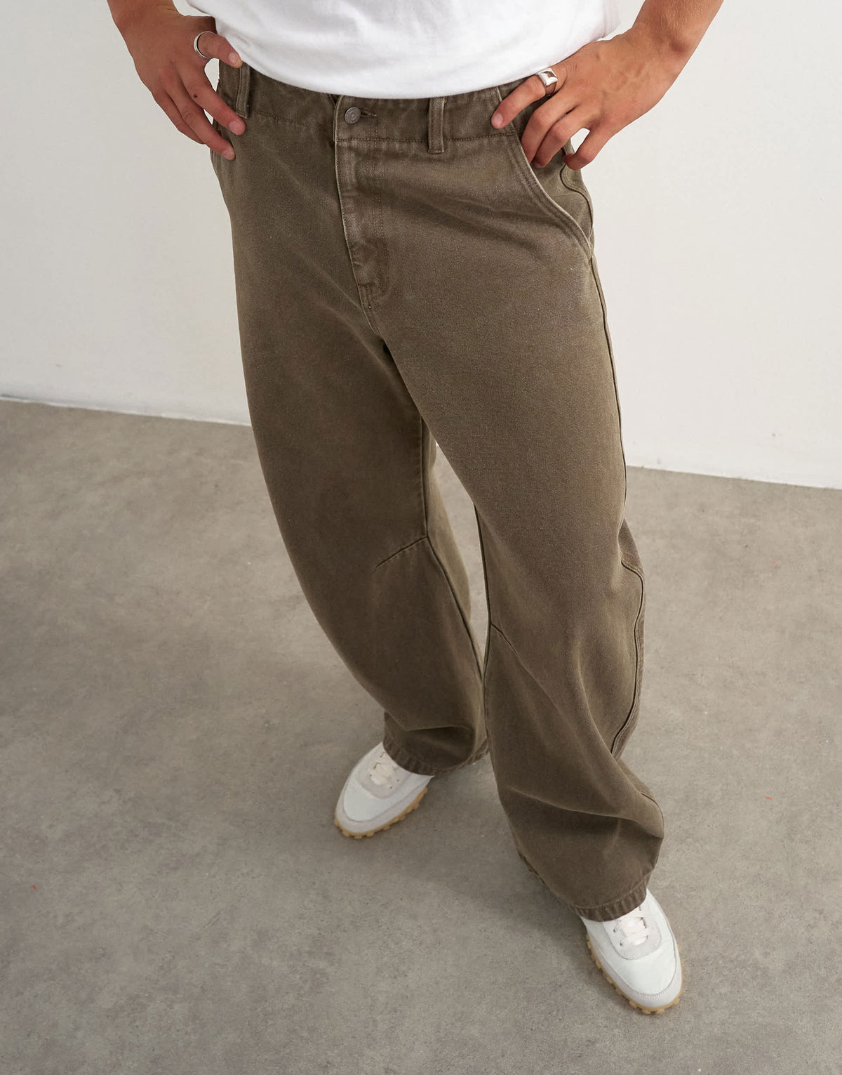 Topman horseshoe barrel fit canvas trouser in khaki