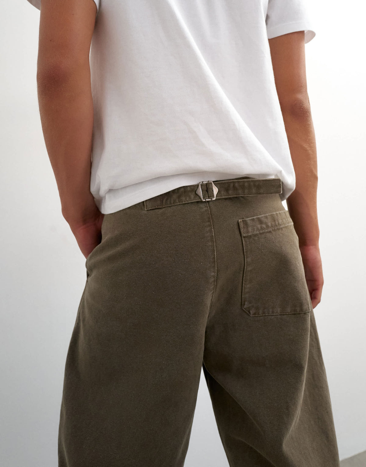 Topman horseshoe barrel fit canvas trouser in khaki