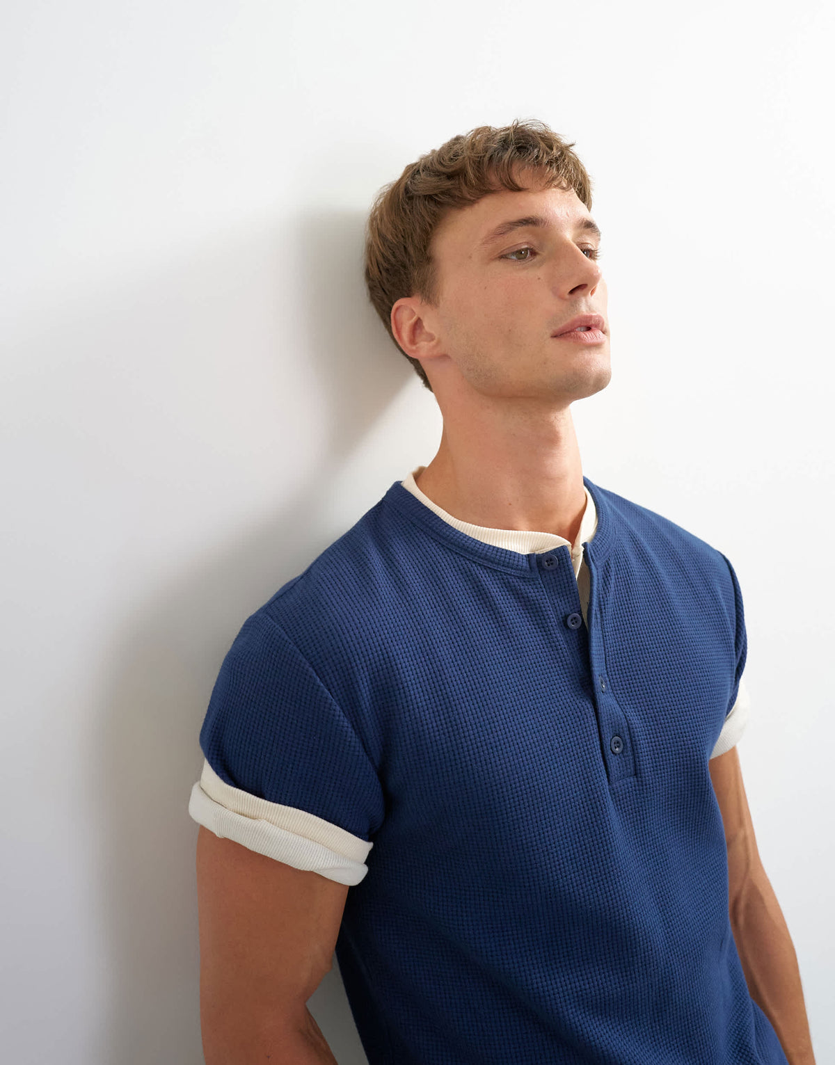 Topman slim fit short sleeve waffle henley in navy