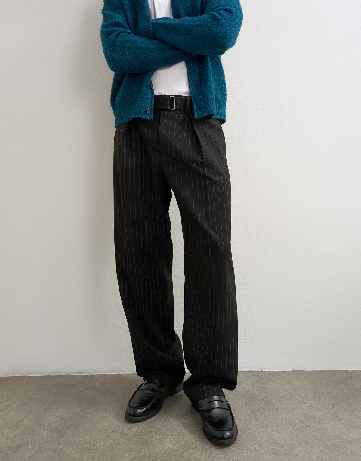 Topman wide leg belted pinstripe trouser with pleats in black