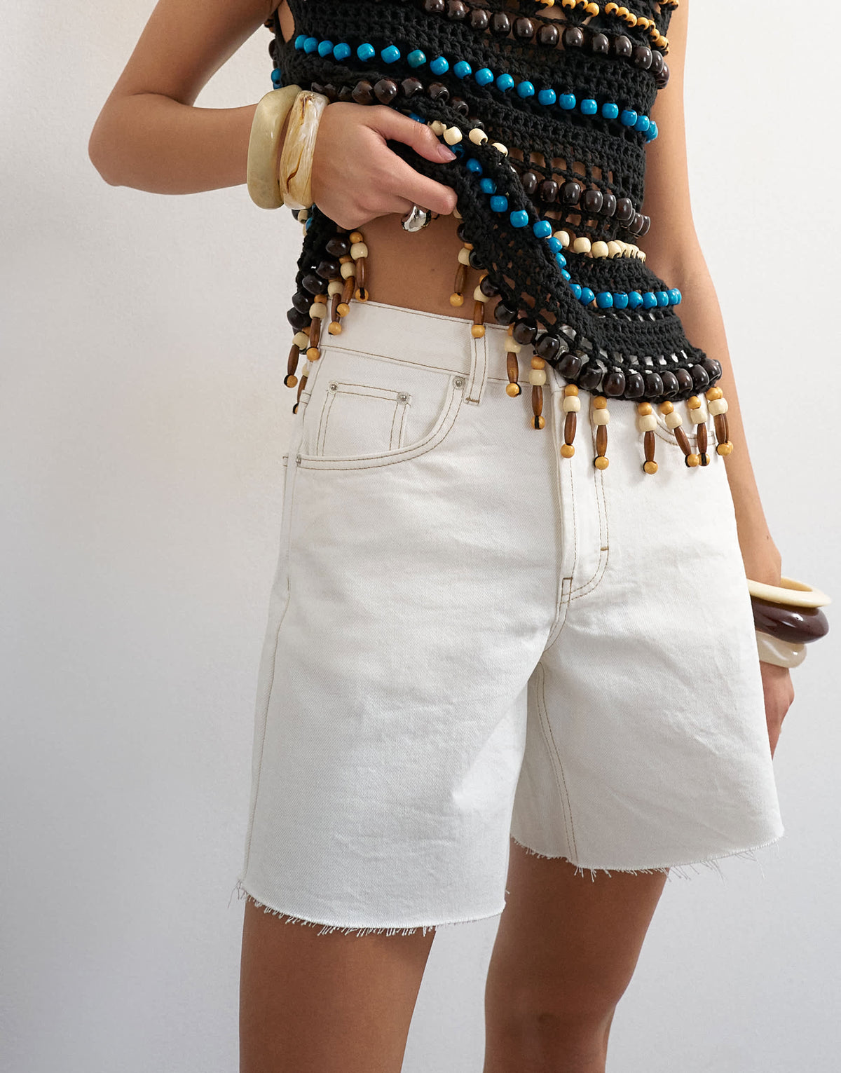 Topshop denim Editor short with raw hem in bone