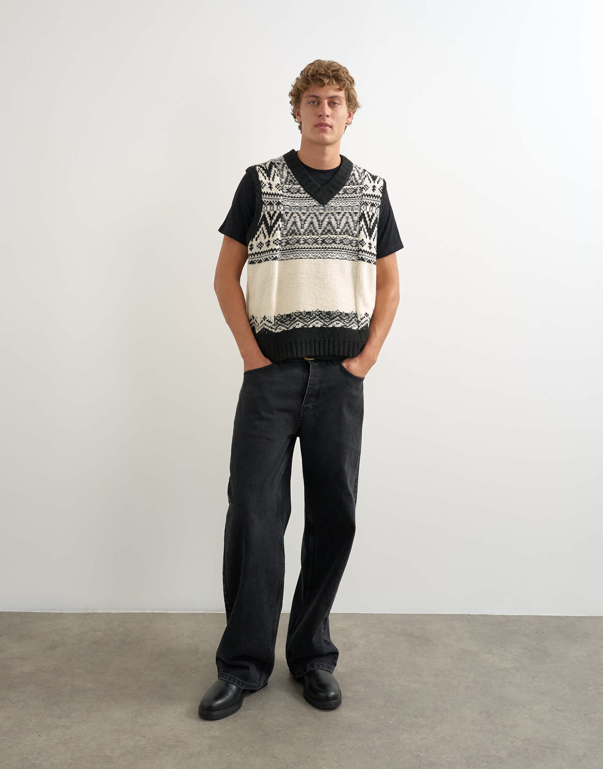 Topman relaxed fit fairisle knitted v neck tank in black
