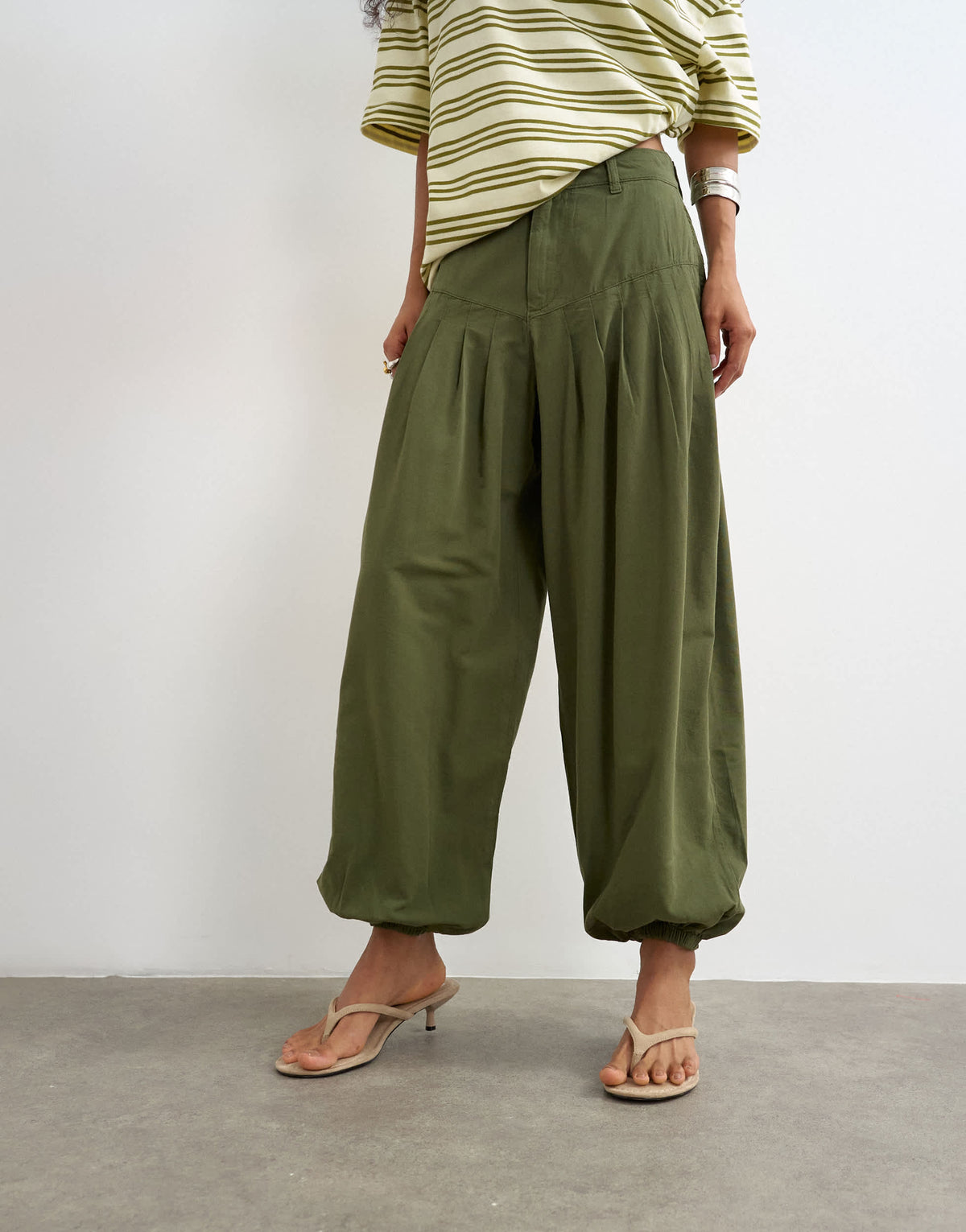 Topshop deep yoke balloon trouser in khaki